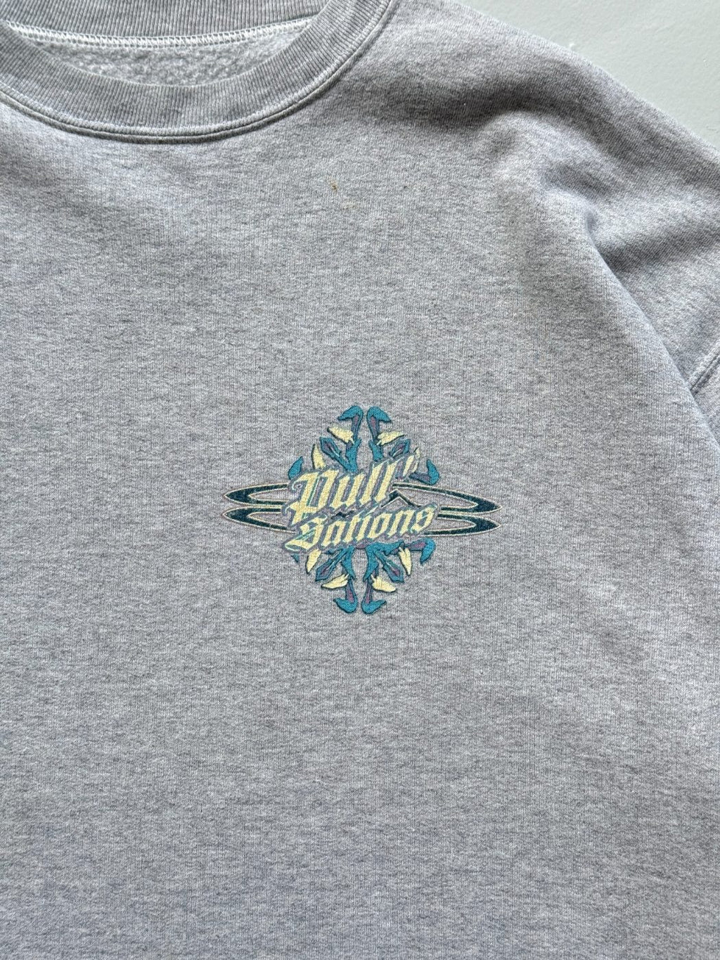 Wild Nations Surfer Graphic 90's Vintage Sweatshirt - Large