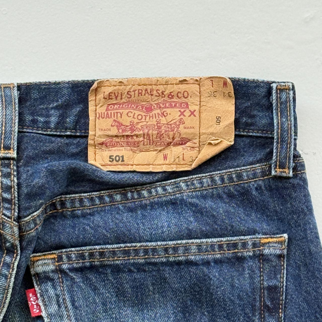 Blue Levi's Denim Straight Leg 90's Vintage Jeans - 29” x 33”
