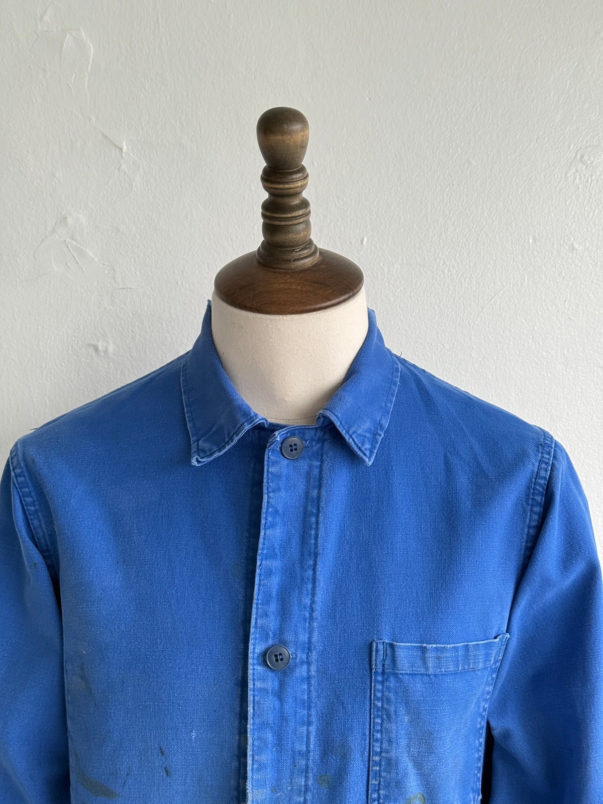 Thrashed Blue French 1970s Vintage Workwear Chore Jacket CH447 - Small