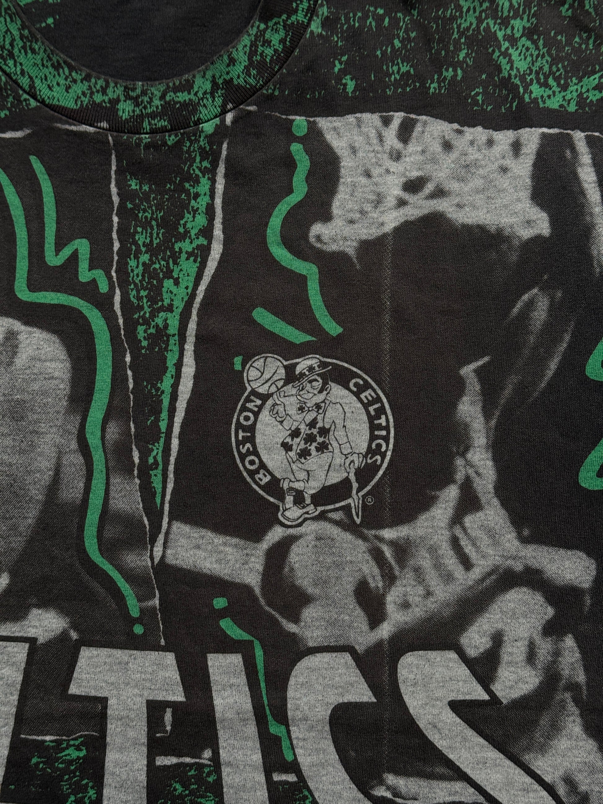 Boston Celtics NBA Vintage Single Stitch Salem Sportswear T-Shirt 90's - XL