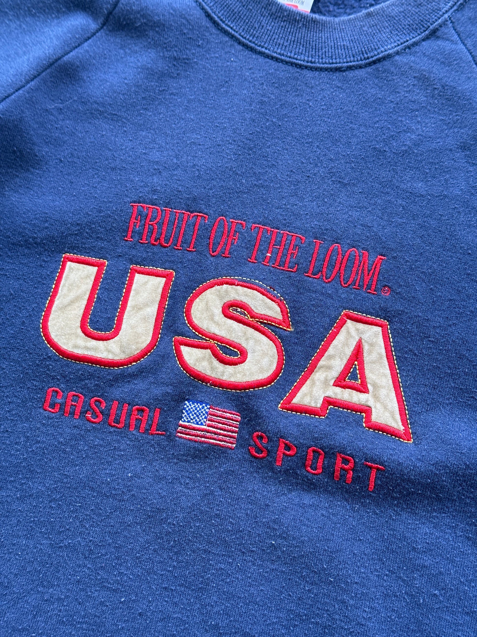 Navy Blue Fruit of the Loom 90's Vintage USA Graphic Sweatshirt Jumper - Large