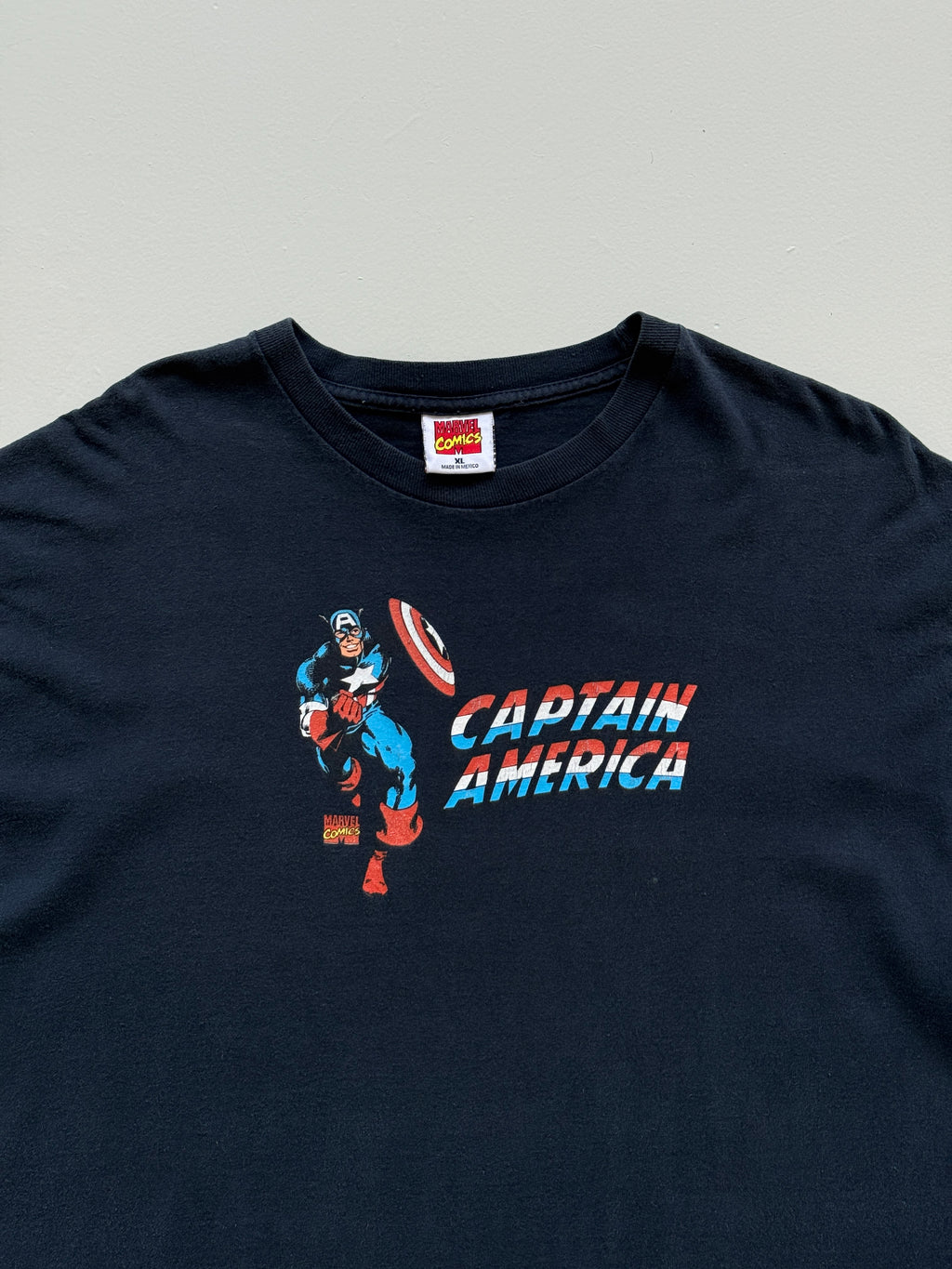 Navy Blue Captain America 00's Vintage Marvel Comics Graphic T-Shirt - XL