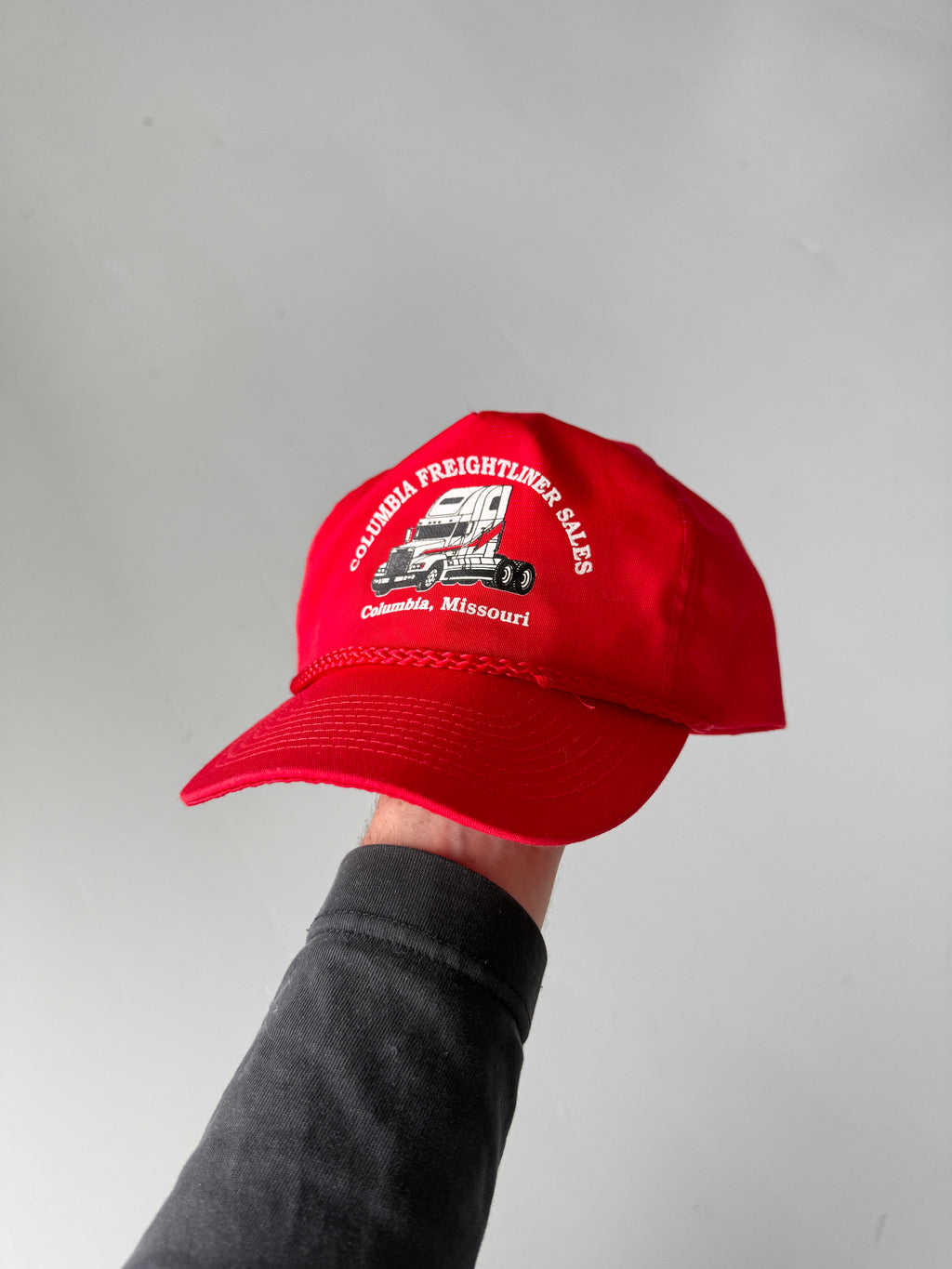 Red Columbia Freight liner Sales Vintage Cotton SnapBack Trucker Cap