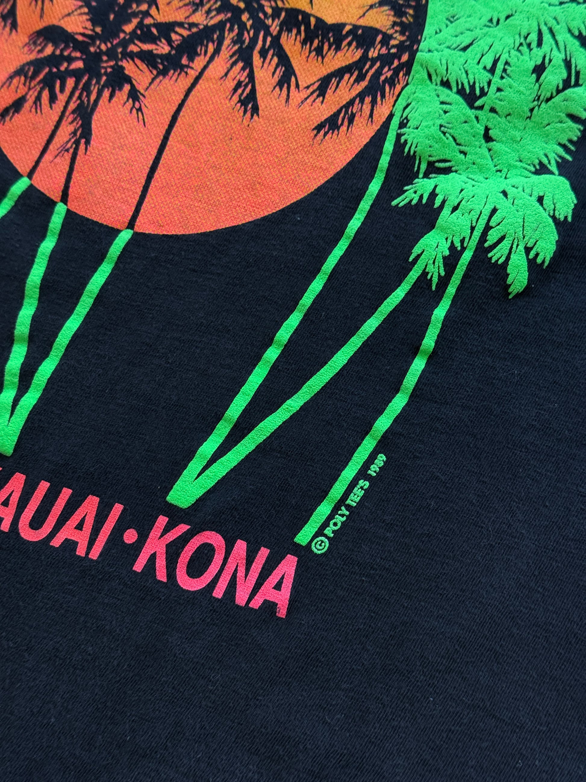 Black Hawaii 00's Vintage Tourist Graphic T-Shirt - Large