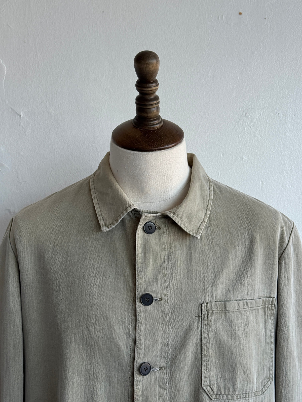 Faded Green French 1960s Vintage Workwear Chore Jacket CH453 - Medium