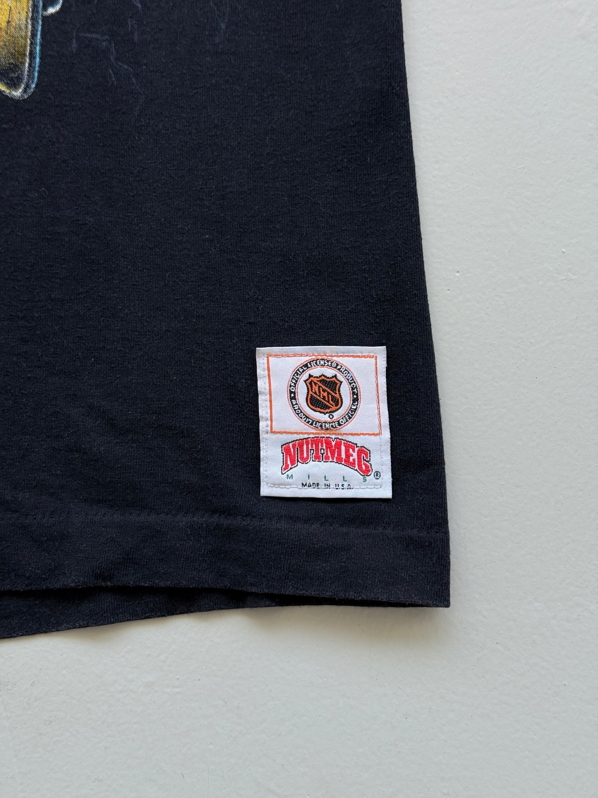 Black Mighty Ducks NHL 90s Vintage Nutmeg Mills Single Stitch T-Shirt - Medium