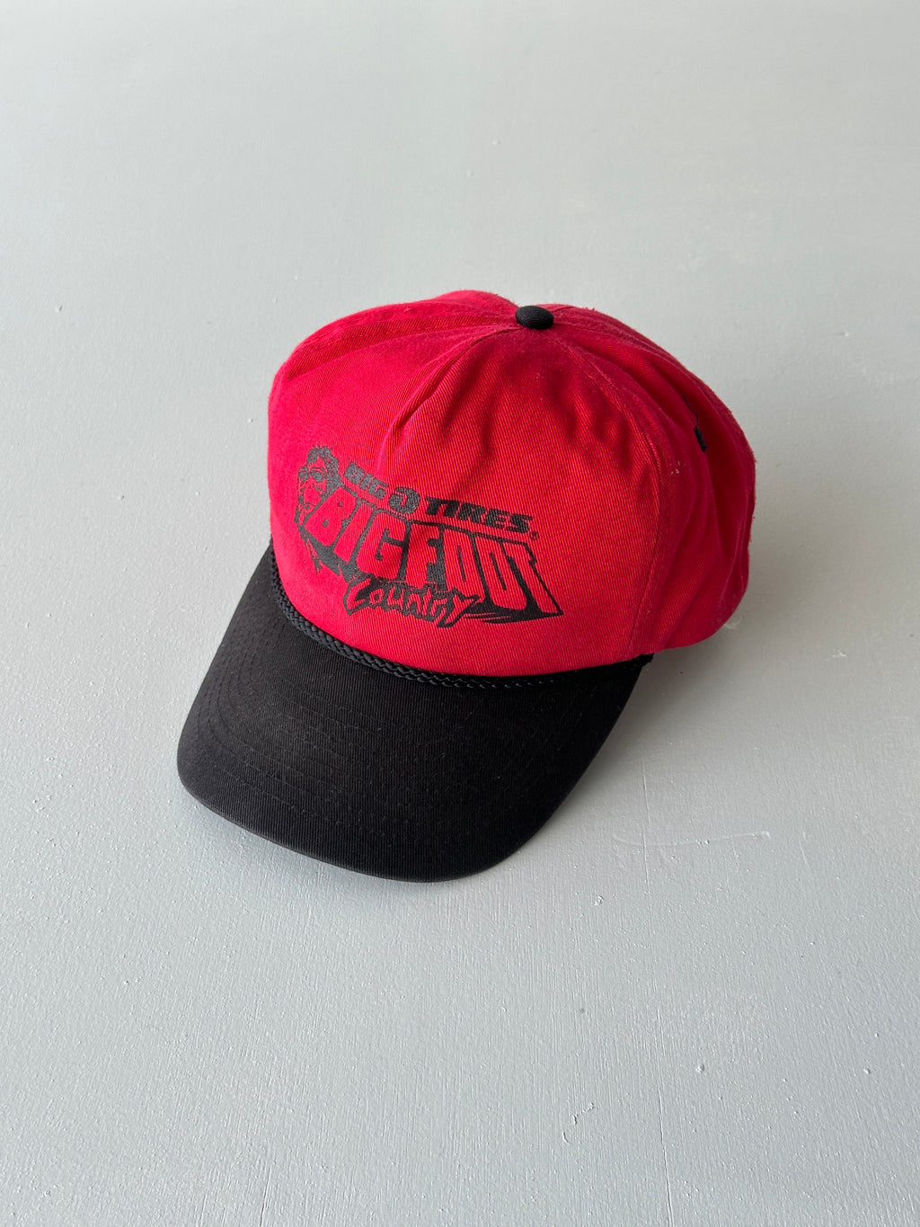 Red / Black Big O Tires Bigfoot Country 90's Vintage SnapBack Trucker Cap