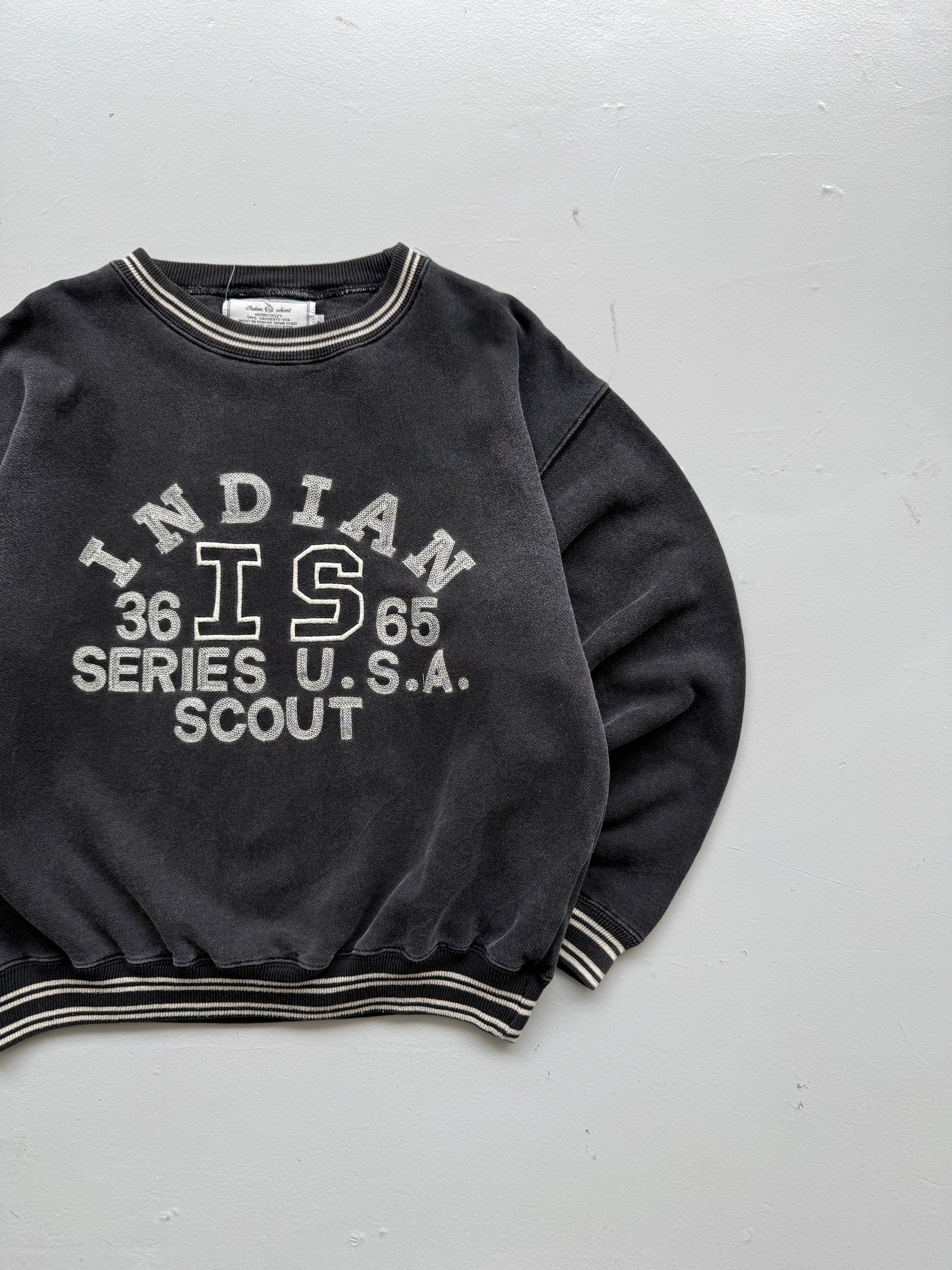 Indian Scout Motorcycles Made in USA 90's Vintage Sweatshirt - Small