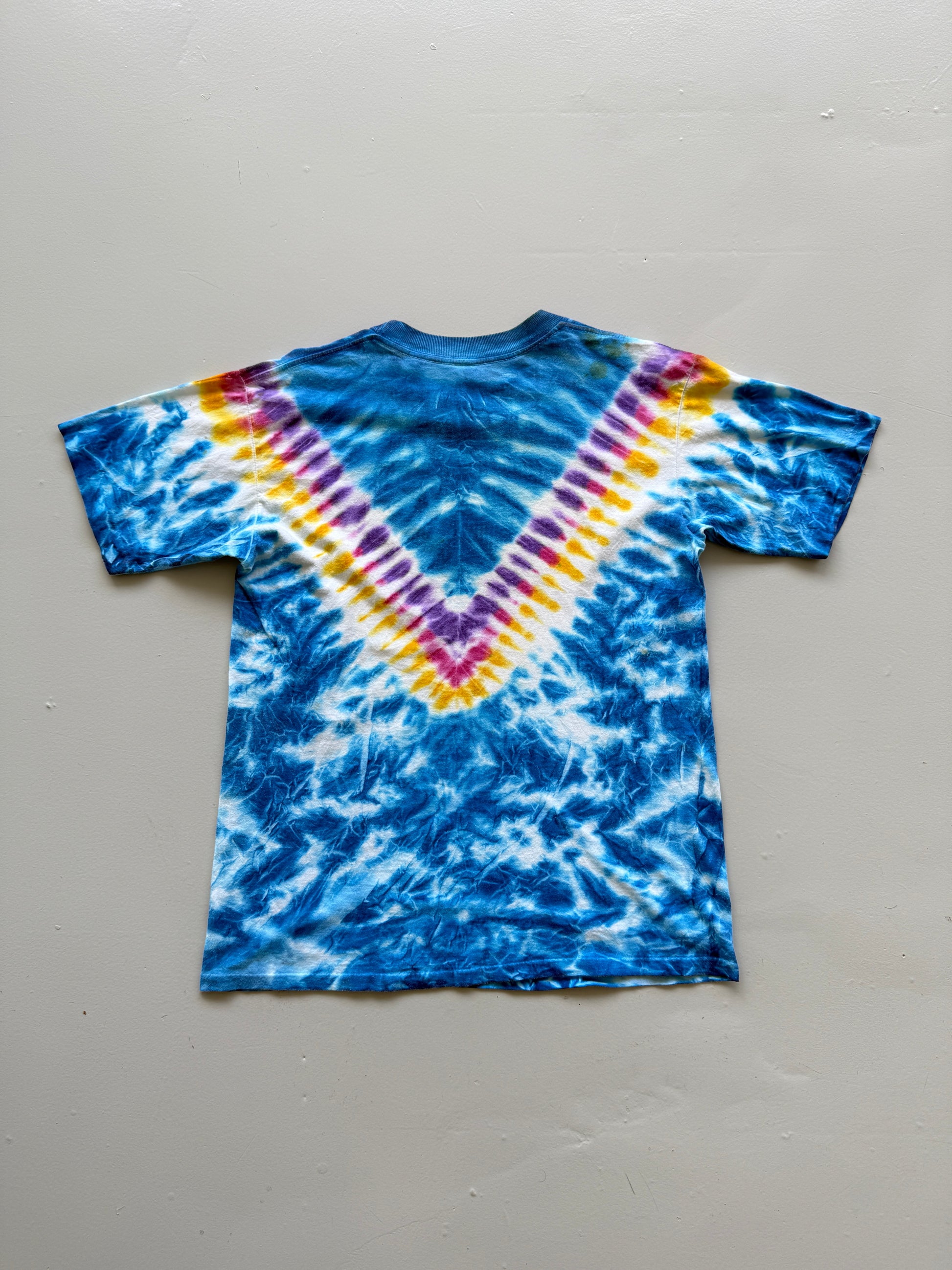 Blue Tye-dye Surfer 90's Vintage Single Stitch Graphic T-Shirt - Medium