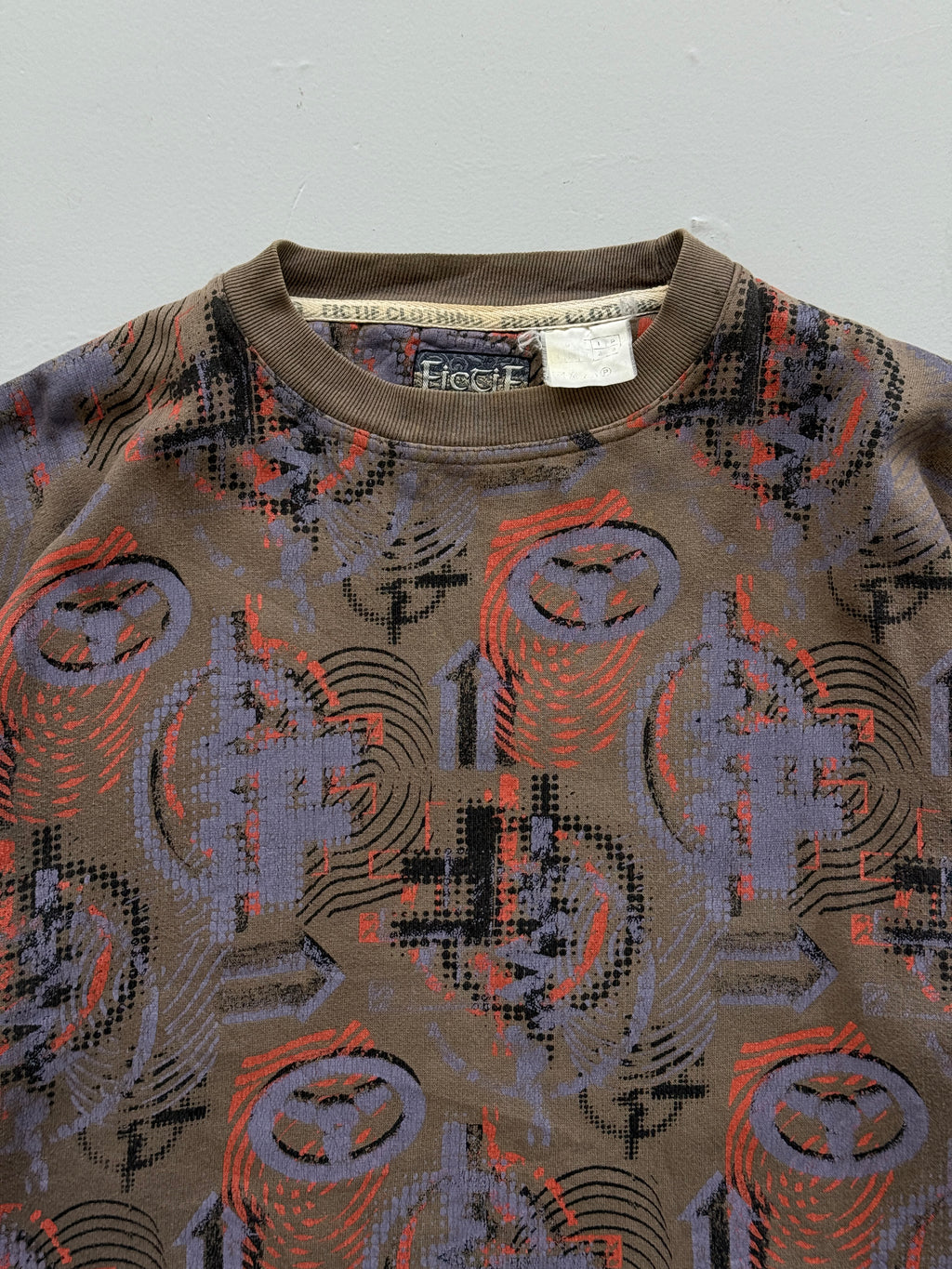 Surfwear All-Over Print 90's Vintage Sweatshirt - Medium