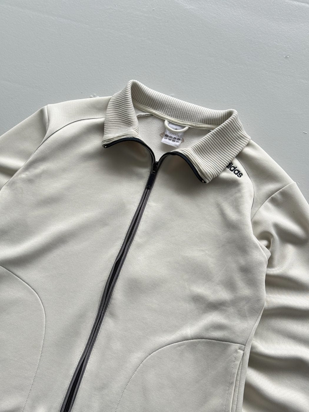 Adidas Women's Full Zip Vintage Track Jacket - Medium 12