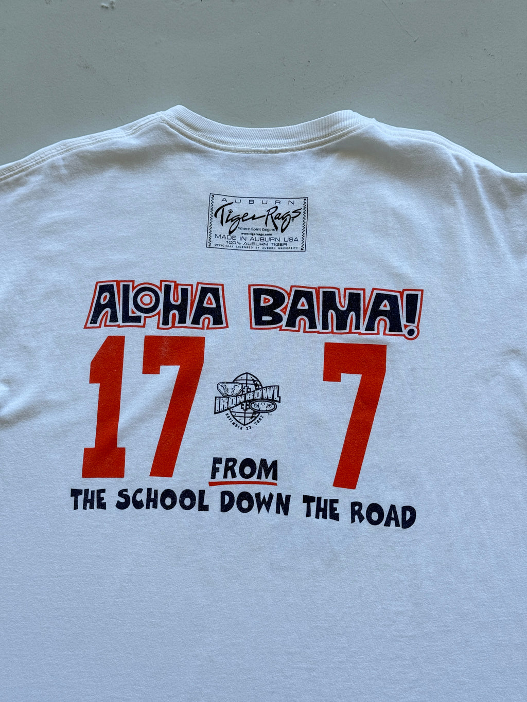 White Auburn Tigers 00's Vintage Collage Football Graphic T-Shirt - Large