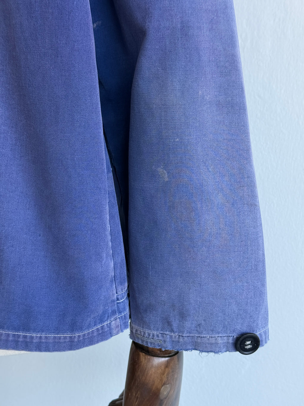 Faded Blue French 1970s Vintage Workwear Chore Jacket CH454 - Small