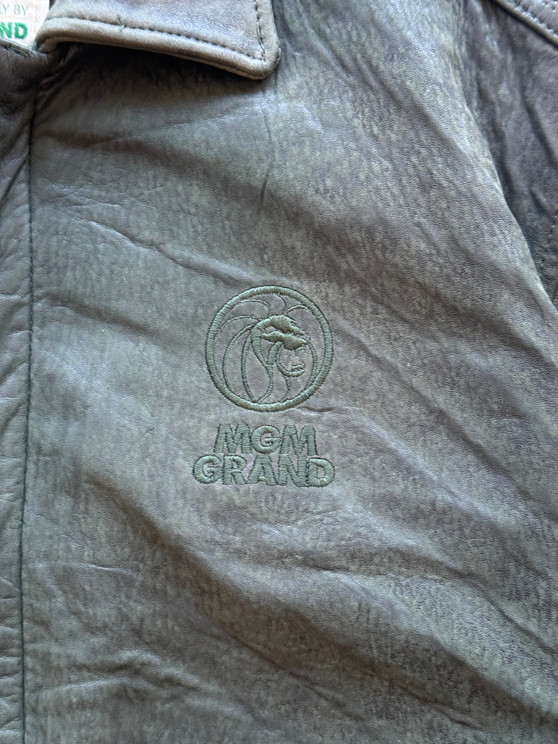 Green MGM Grand 90s Vintage Leather A2 Jacket - XL