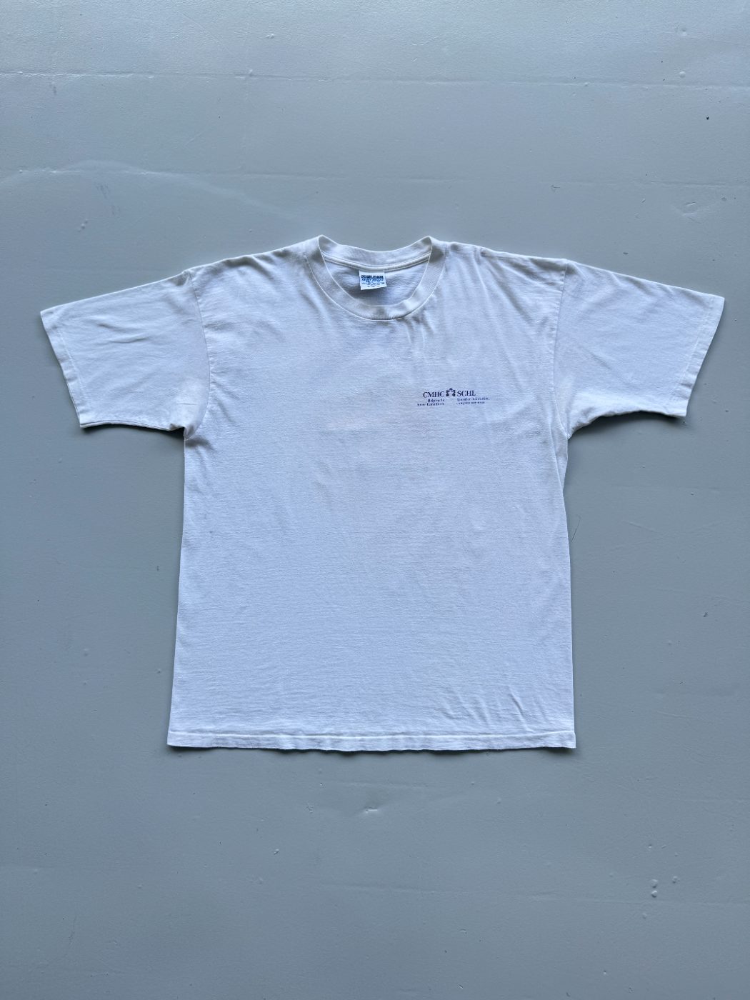 Gildan Single Stitch Housing Graphic 90's Vintage T-Shirt - XL