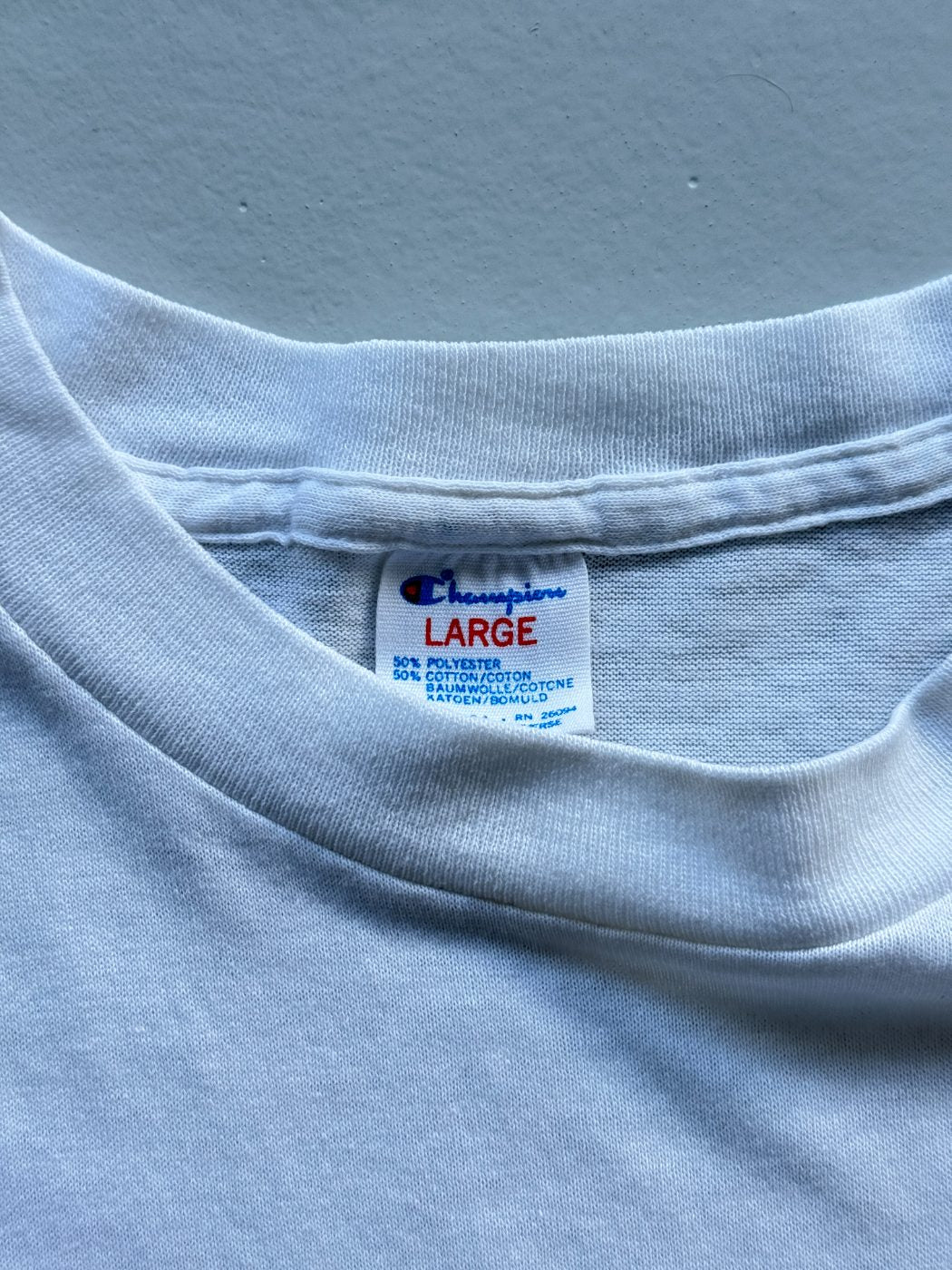 Champion Jamestown (RI) Striper Bay Vintage Graphic Single Stitch T-Shirt - Smal