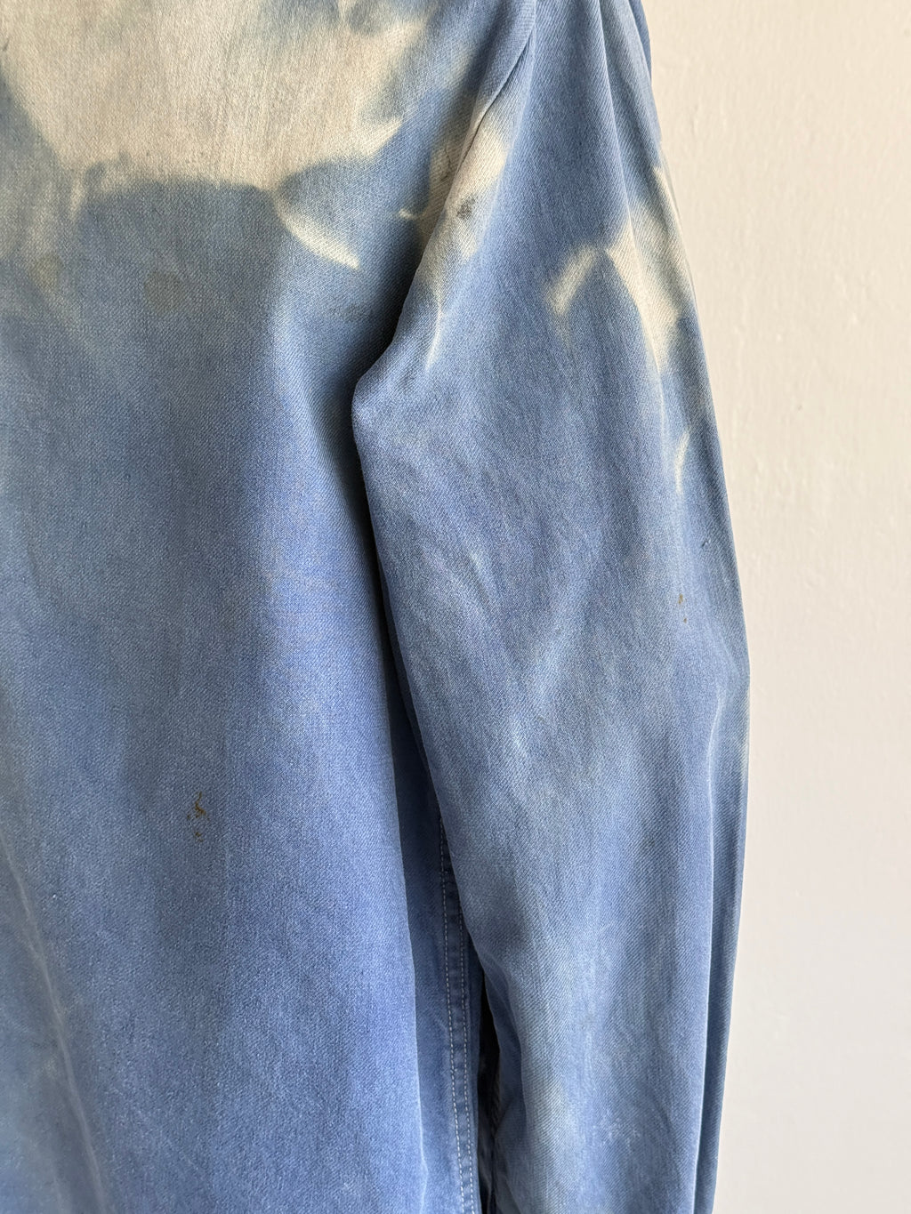 Faded Blue French 1950s/60s Vintage Workwear Chore Jacket CH519 - Medium