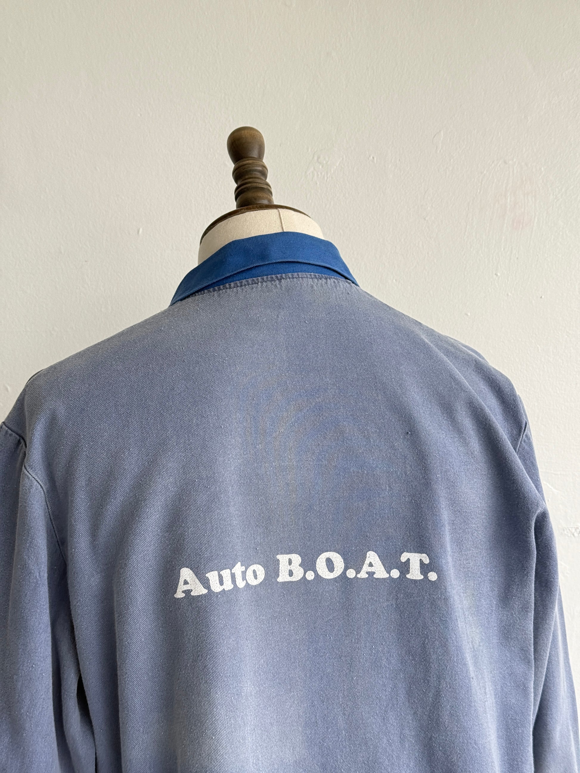 Faded Blue Auto B.O.A.T. French 1960s Vintage Workwear Chore Jacket CH396 - Larg