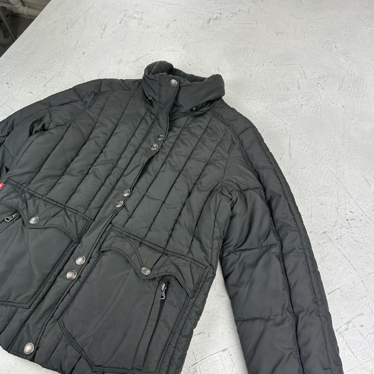 Levi’s Black Y2K Puffer Jacket - Medium