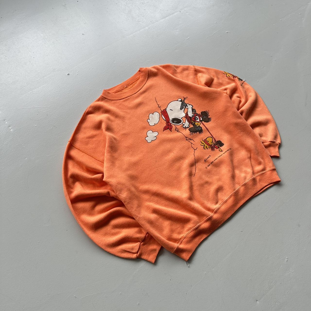 Orange Rare 80’s Vintage Snoopy Peanuts Rock Climbing Graphic Sweatshirt - XL