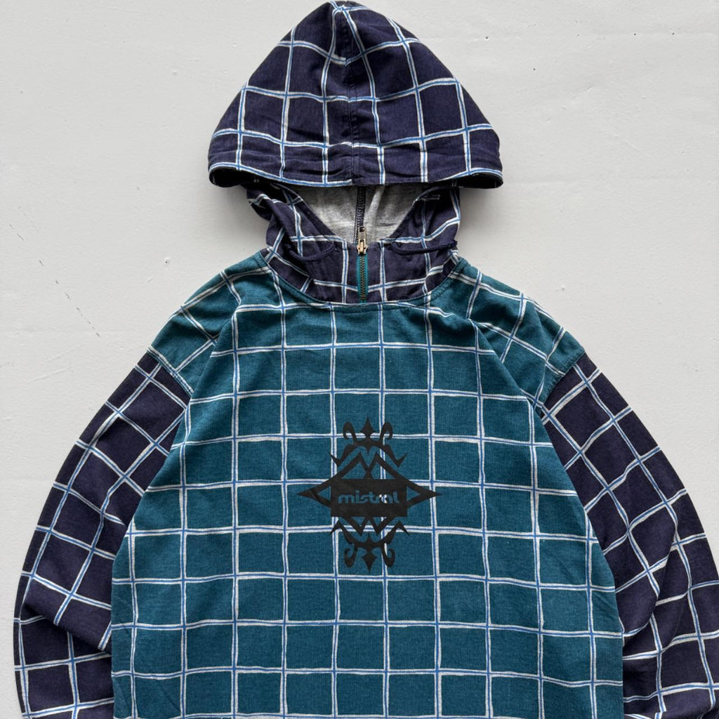 Cheque Pattern Mistral Surfwear 90s Dead-stock Long Sleeve Hooded T-Shirt - Small