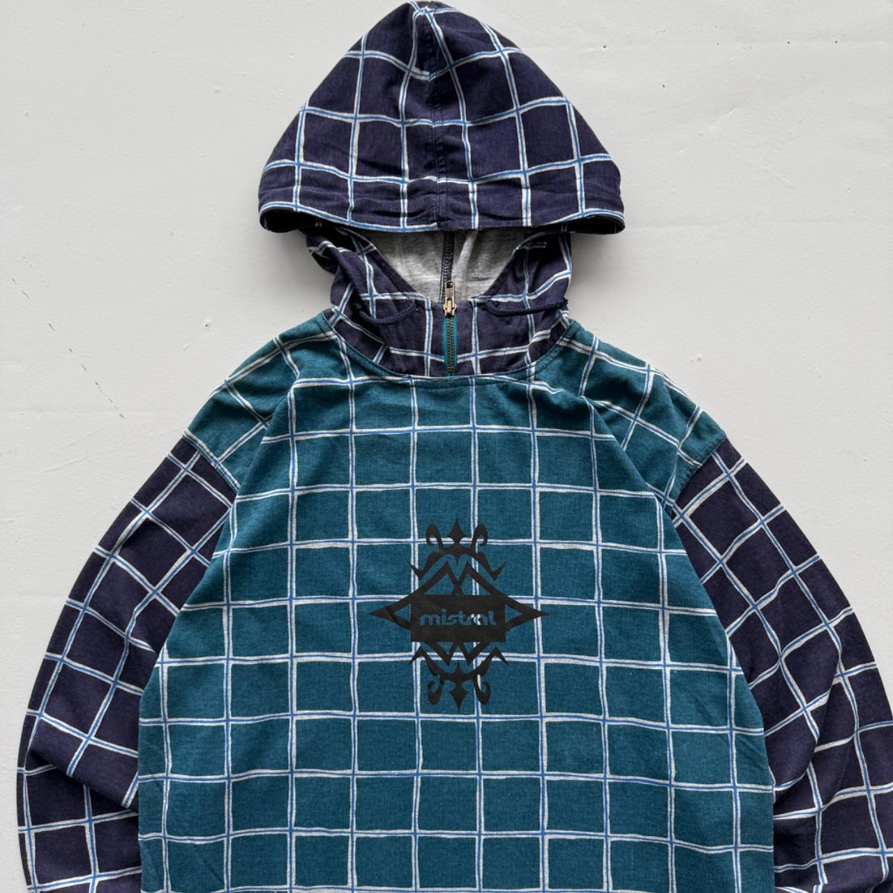 Cheque Pattern Mistral Surfwear 90s Dead-stock Long Sleeve Hooded T-Shirt - Small