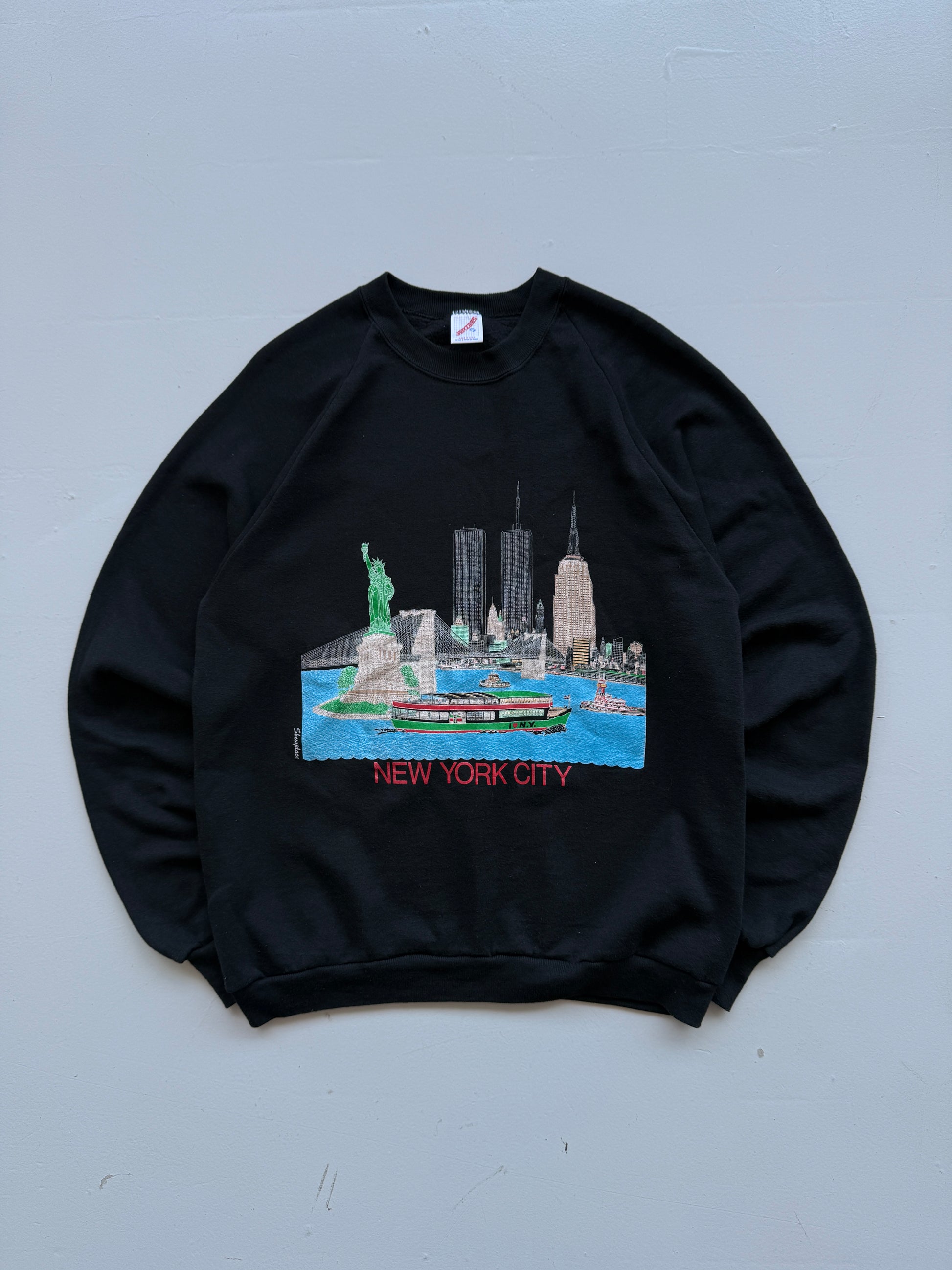 Black New York 90's Vintage Graphic Tourist Sweatshirt Jumper - Medium