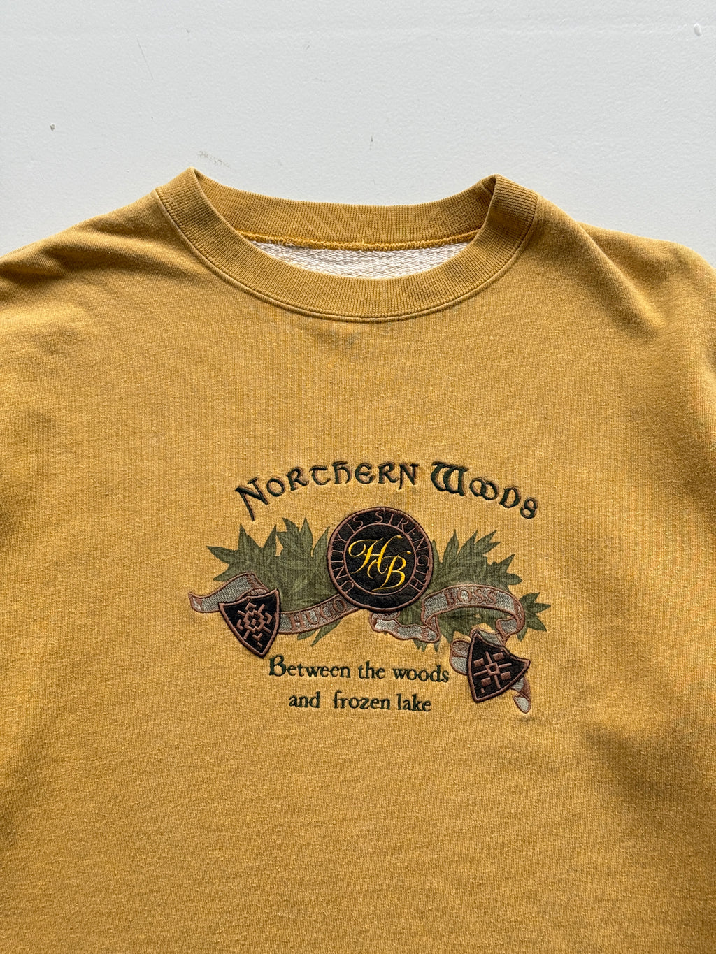 Hugo Boss Northern Woods 90's Vintage Sweatshirt - Medium
