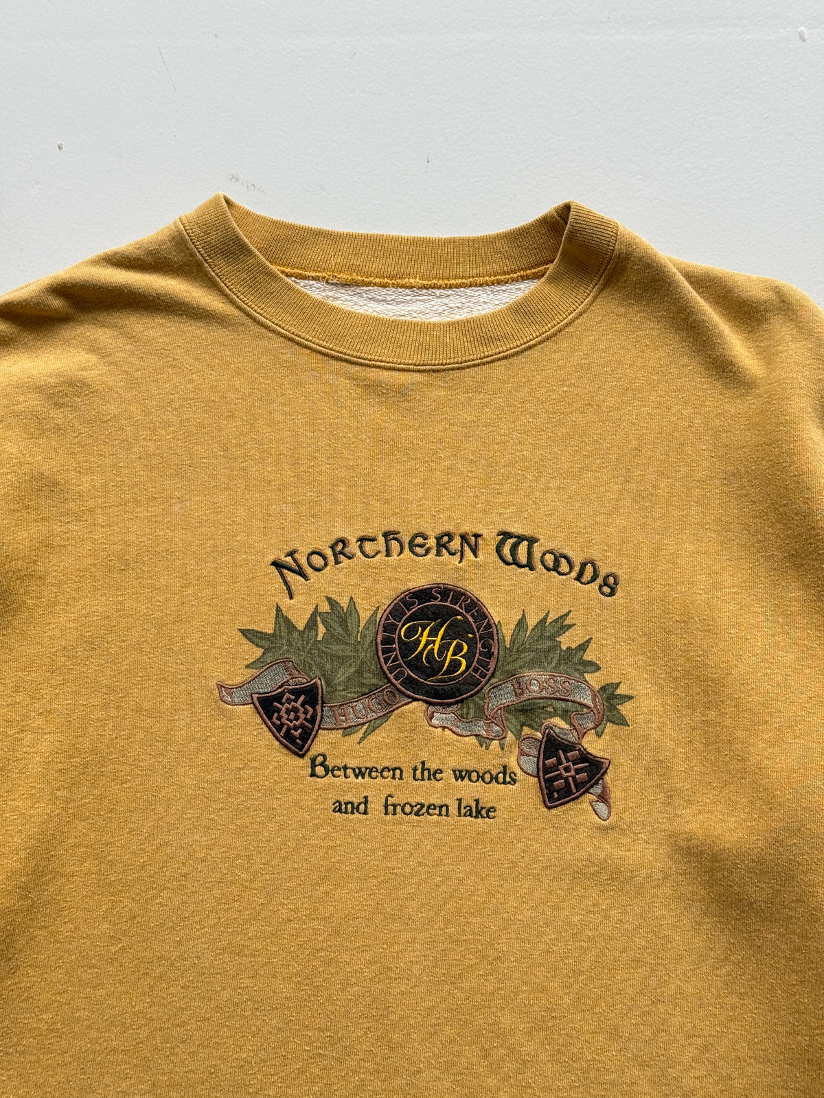 Hugo Boss Northern Woods 90's Vintage Sweatshirt - Medium