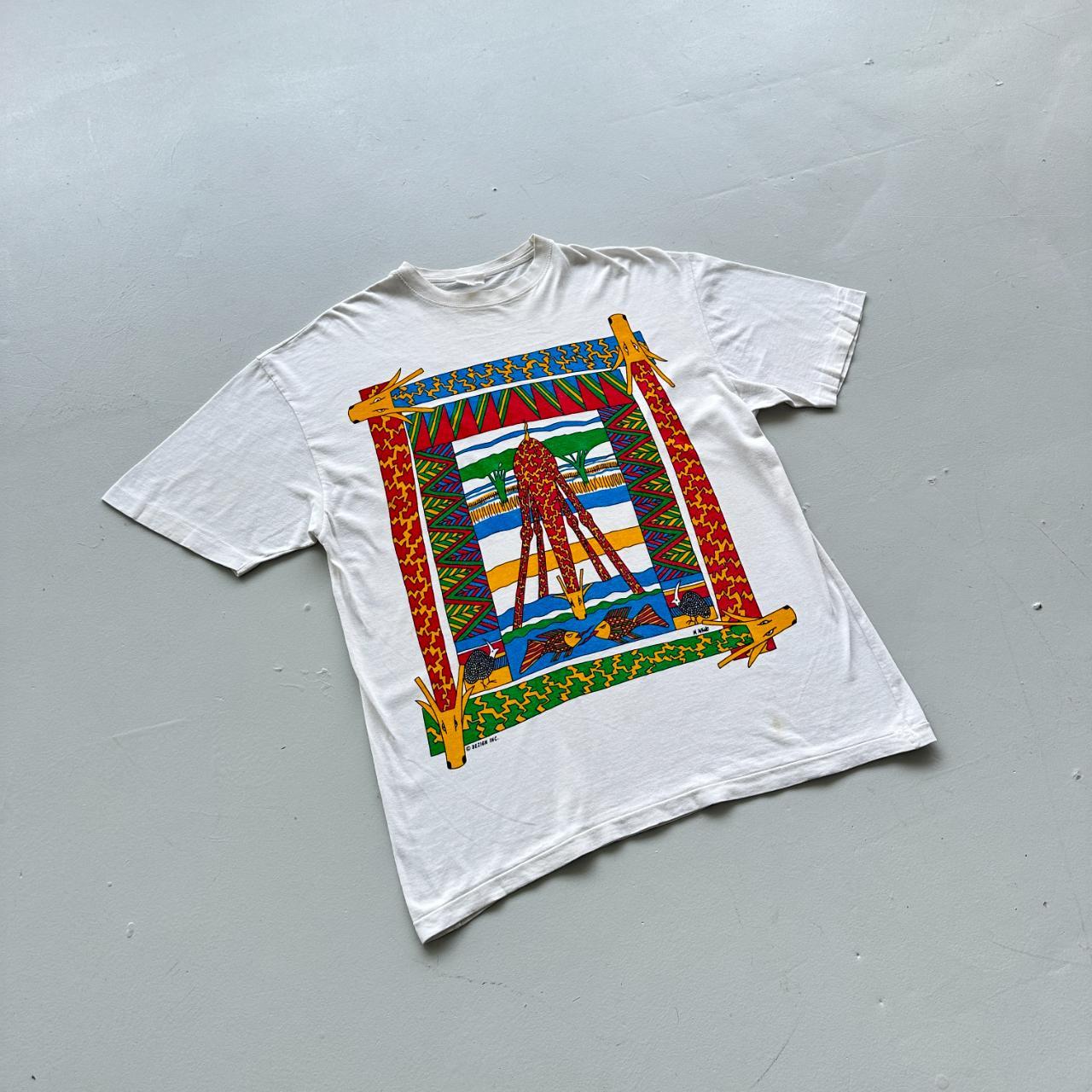 White Abstract Art Giraffe Vintage 90's T-shirt - Medium