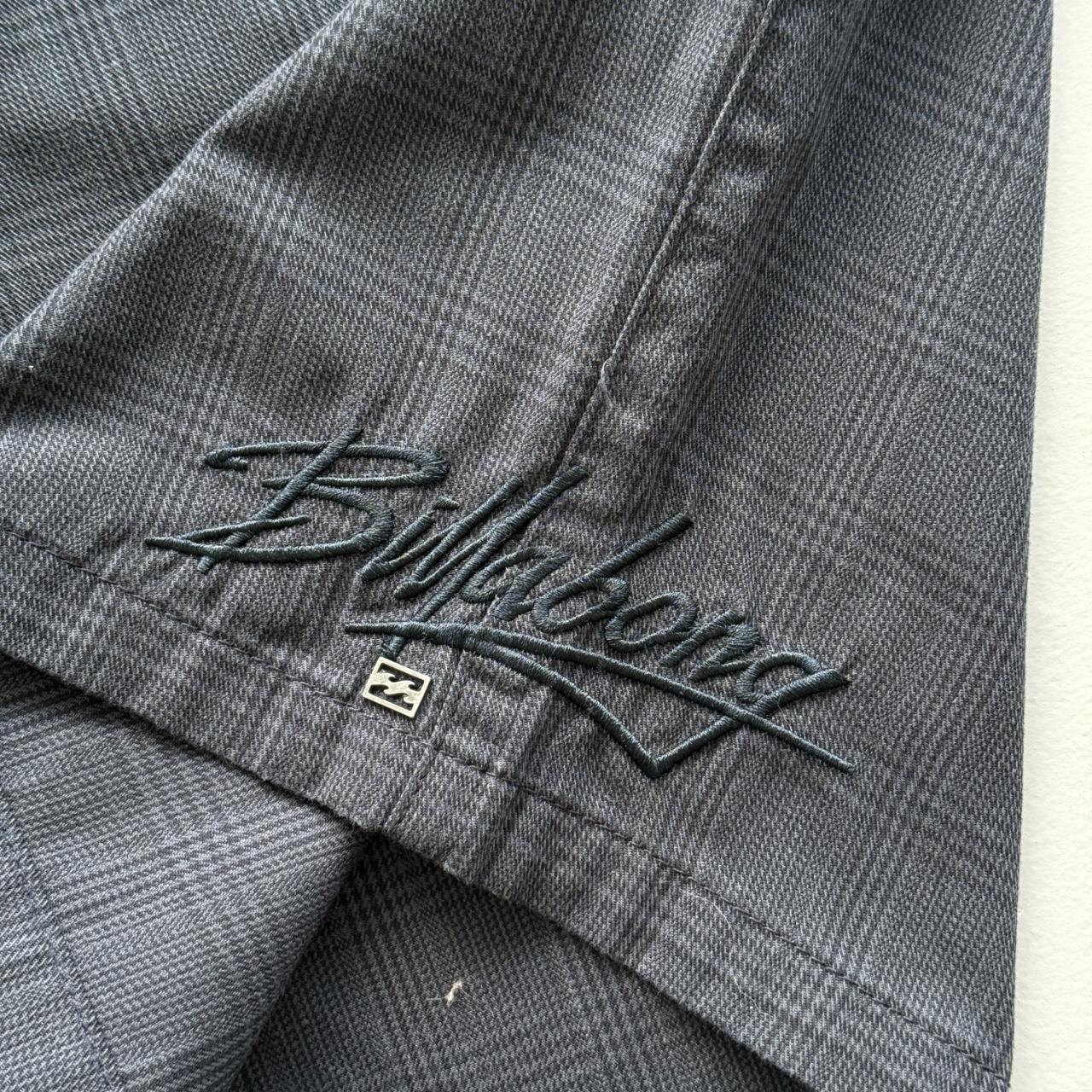 Black Billabong Surfwear Cotton 00’s Cargo Shorts - 32"