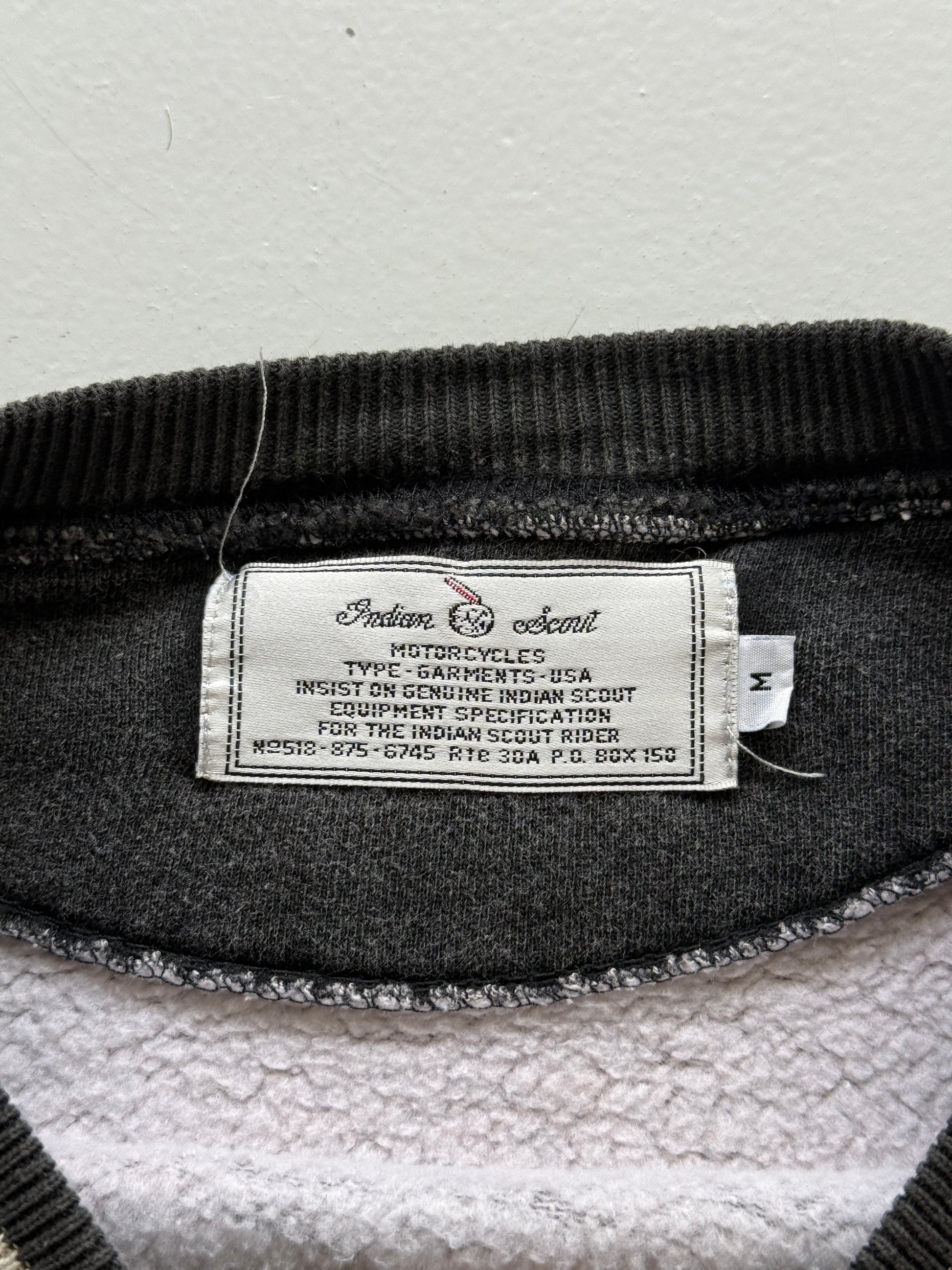Indian Scout Motorcycles Made in USA 90's Vintage Sweatshirt - Small