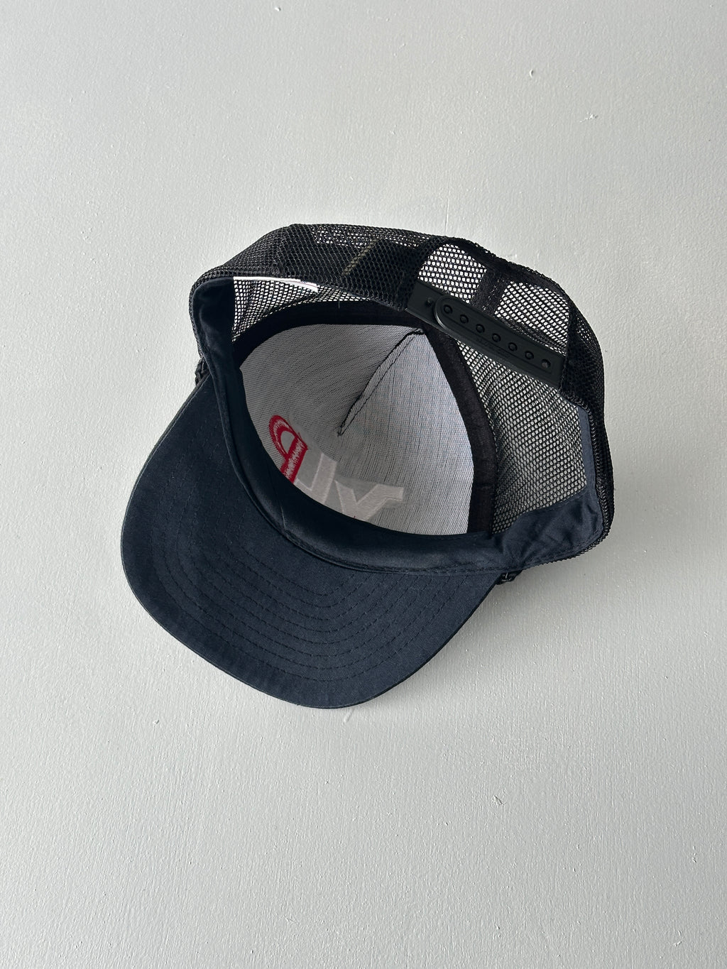 Black VLP Victor L. Phillips Co. 90's Vintage Mesh SnapBack Trucker Cap