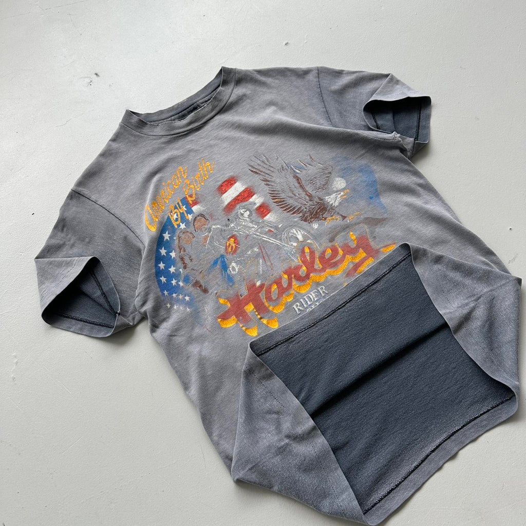 Faded Grey Harley Davidson Bridewater England 80s Vintage T-shirt - Medium