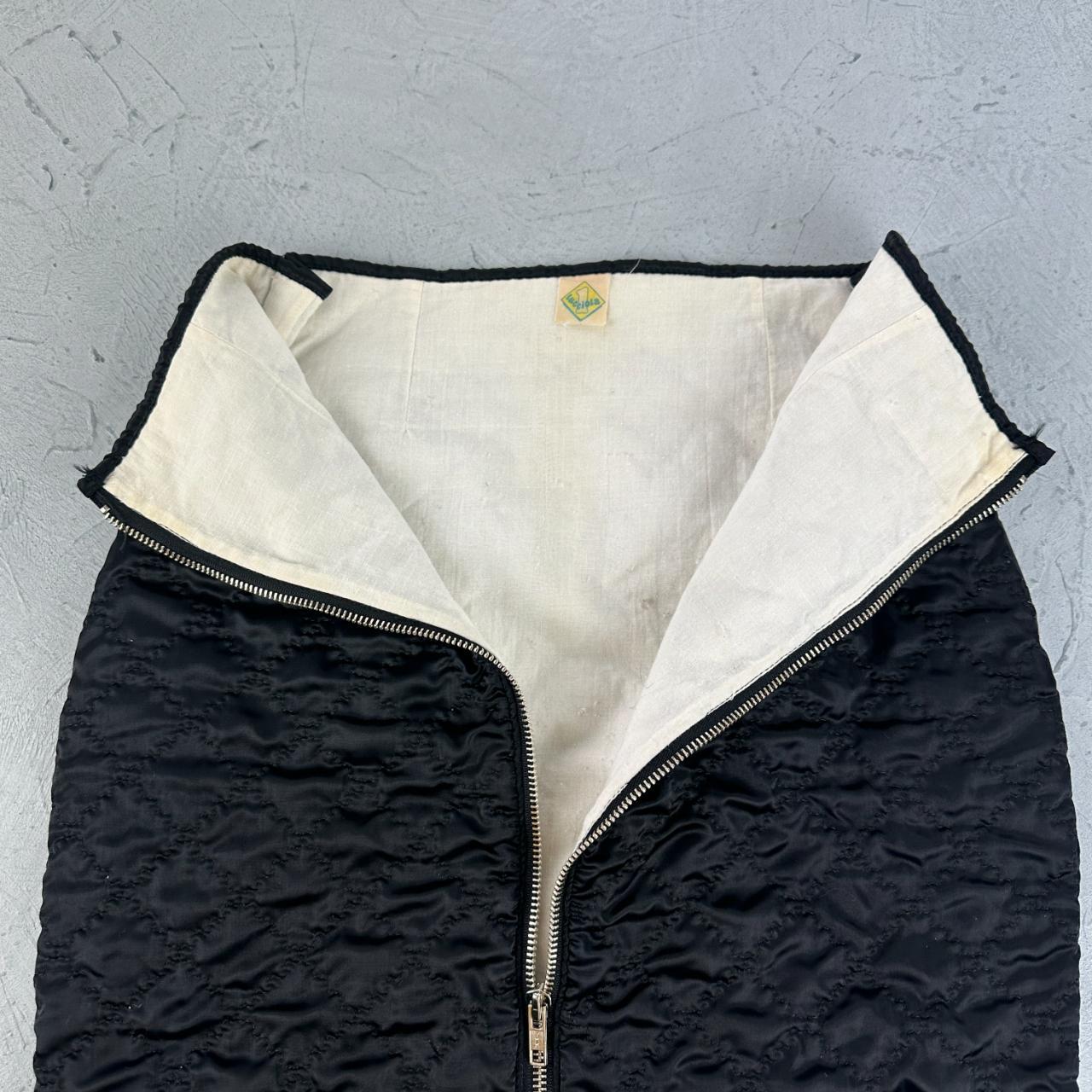 Womens Y2K Mini Skirt - 24” x 16” XS Size 6