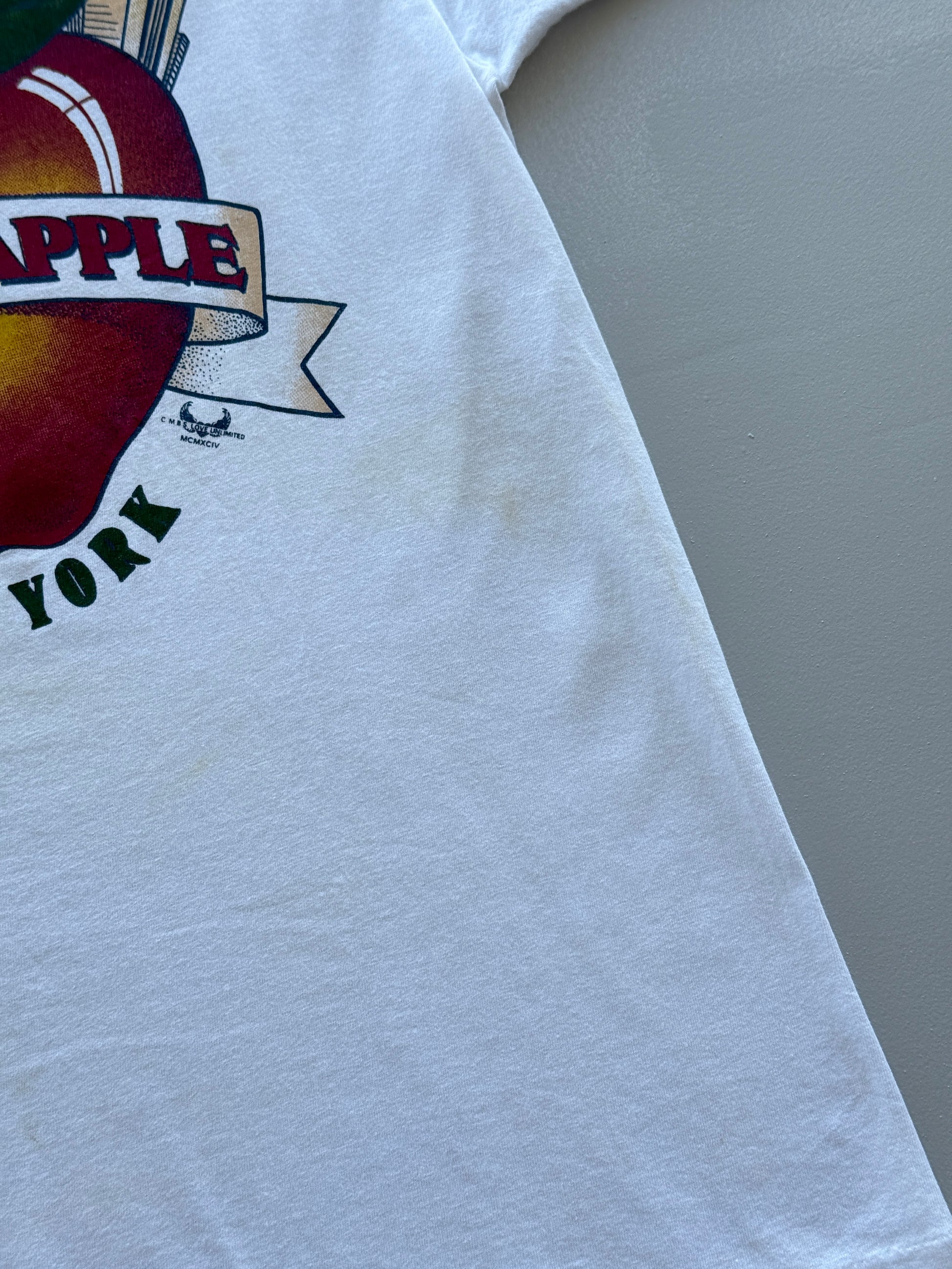 The Big Apple New York Made in USA 90s Vintage Single Stitch T-Shirt - Medium