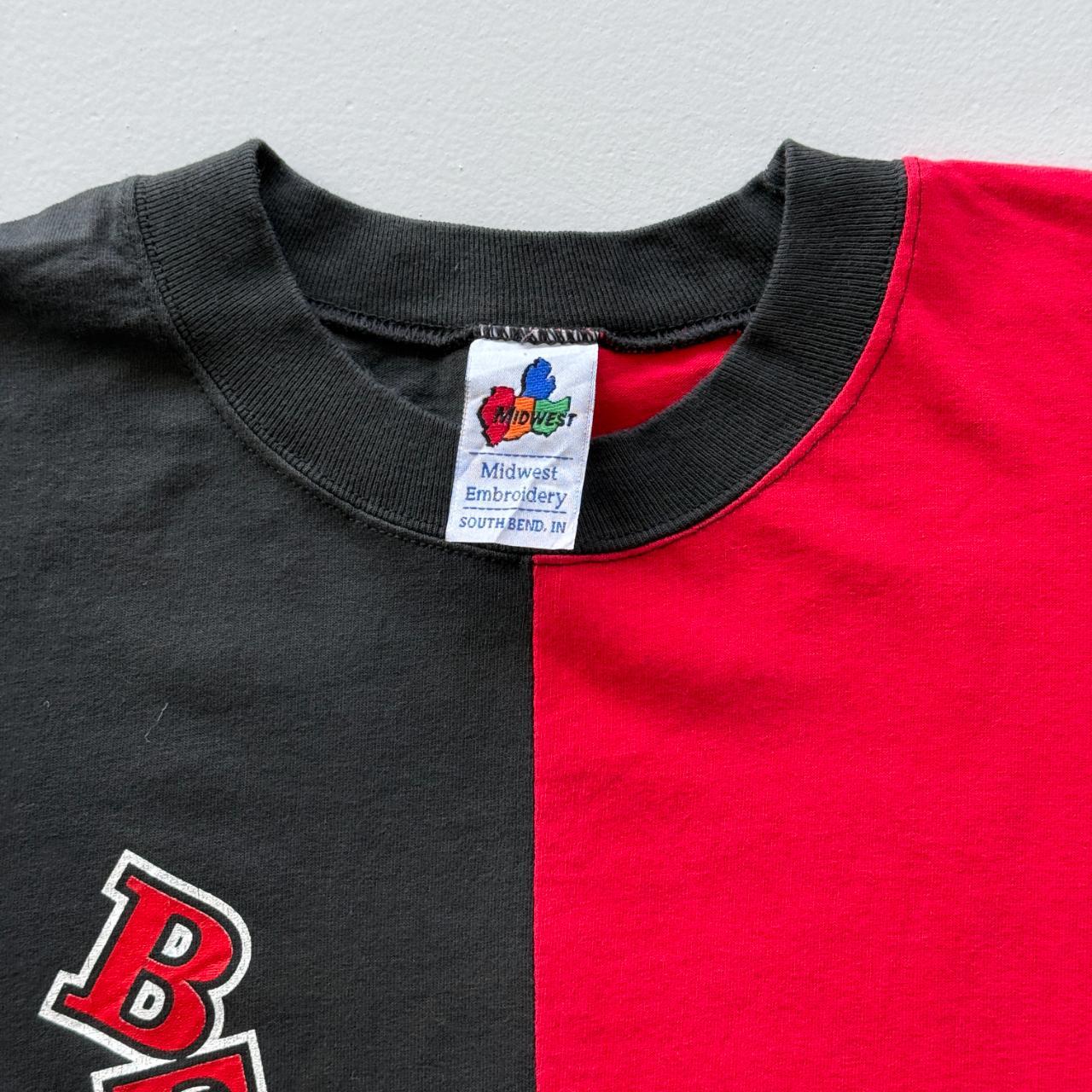 Red / Black Bear Cats American Sports Vintage 90s T-shirt - XL