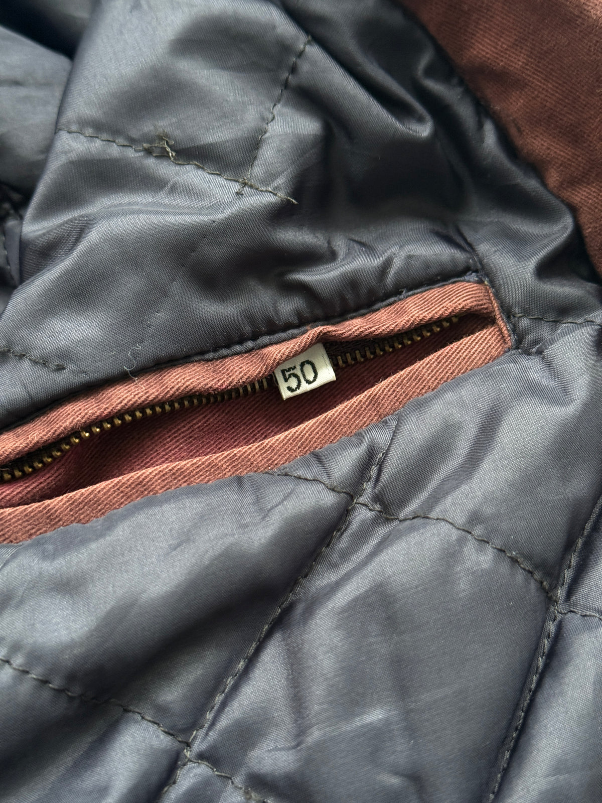 Aquascutum Burgundy Corduroy Collar Vintage Insulated Barn Jacket - Large