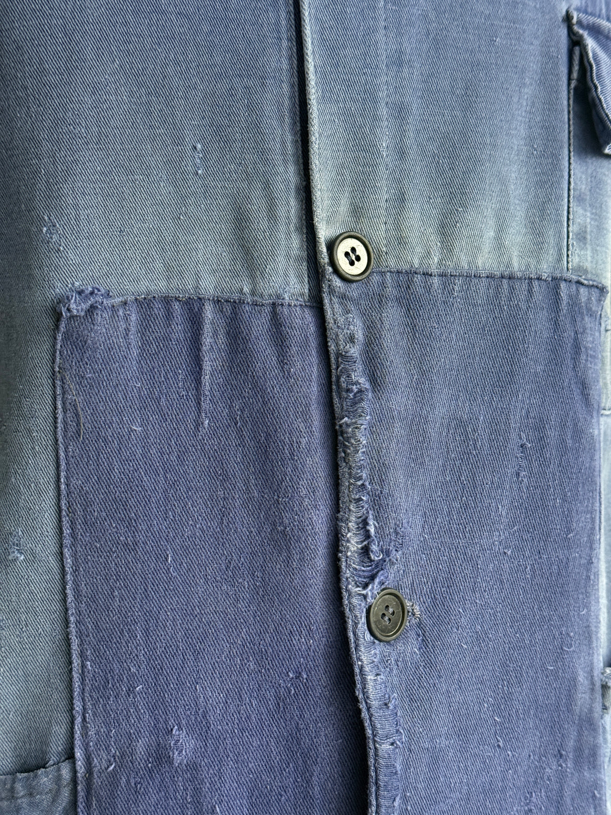 Thrashed Blue French 80's Vintage Workwear Chore Jacket CH562 - Medium