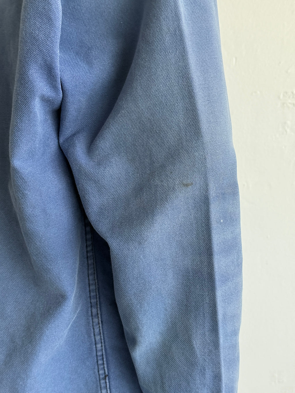 Faded Blue French 1950s/60s Vintage Workwear Chore Jacket CH486 - Medium