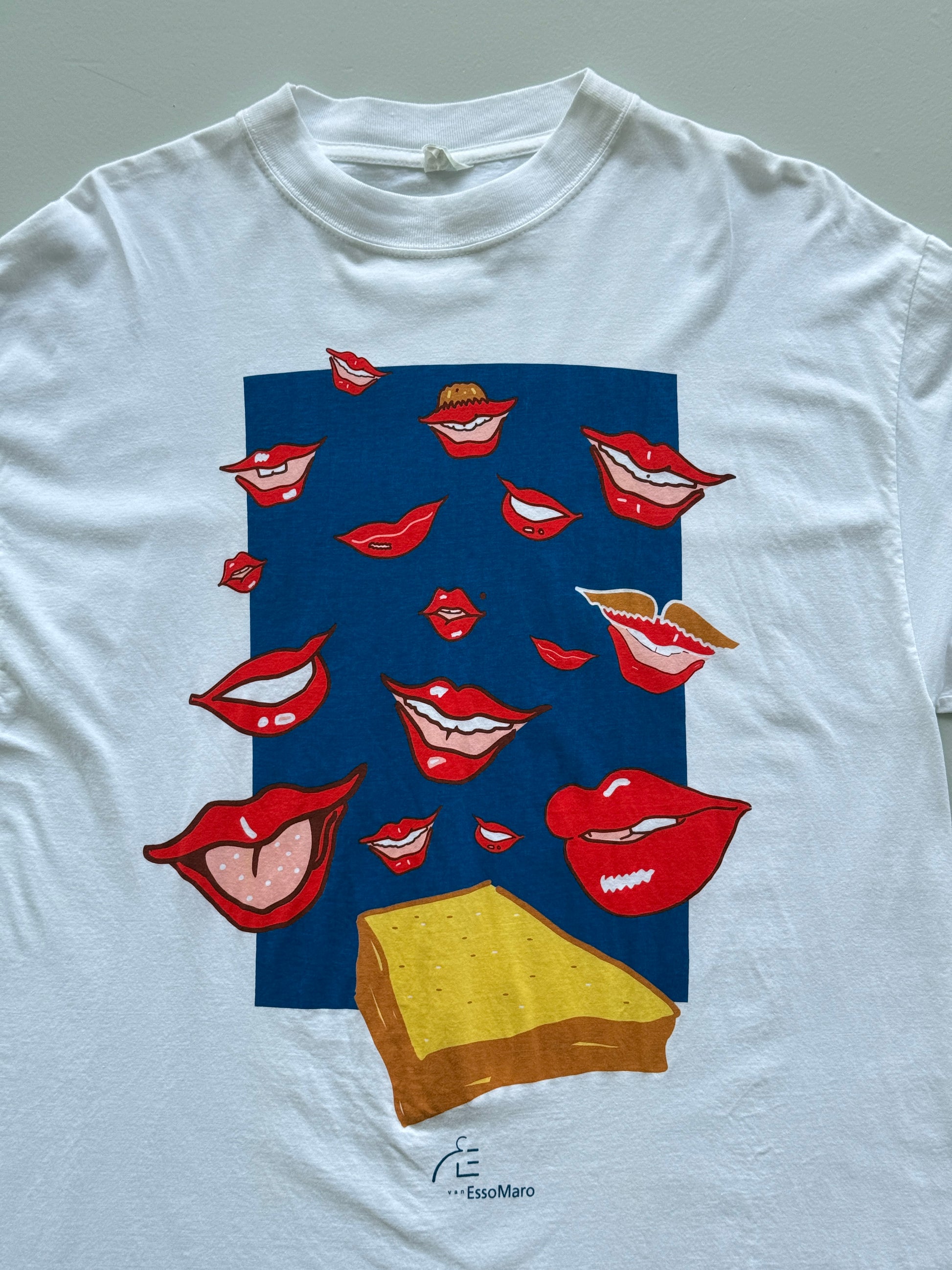 White Lips 90's Vintage Graphic T-Shirt - Large
