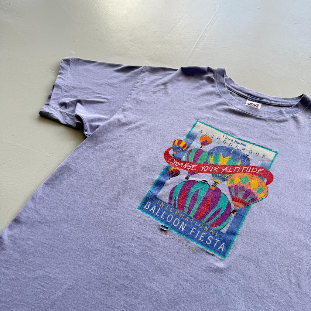 Lilac / Purple Thrashed Balloon Festival Vintage 90s T-shirt - XL