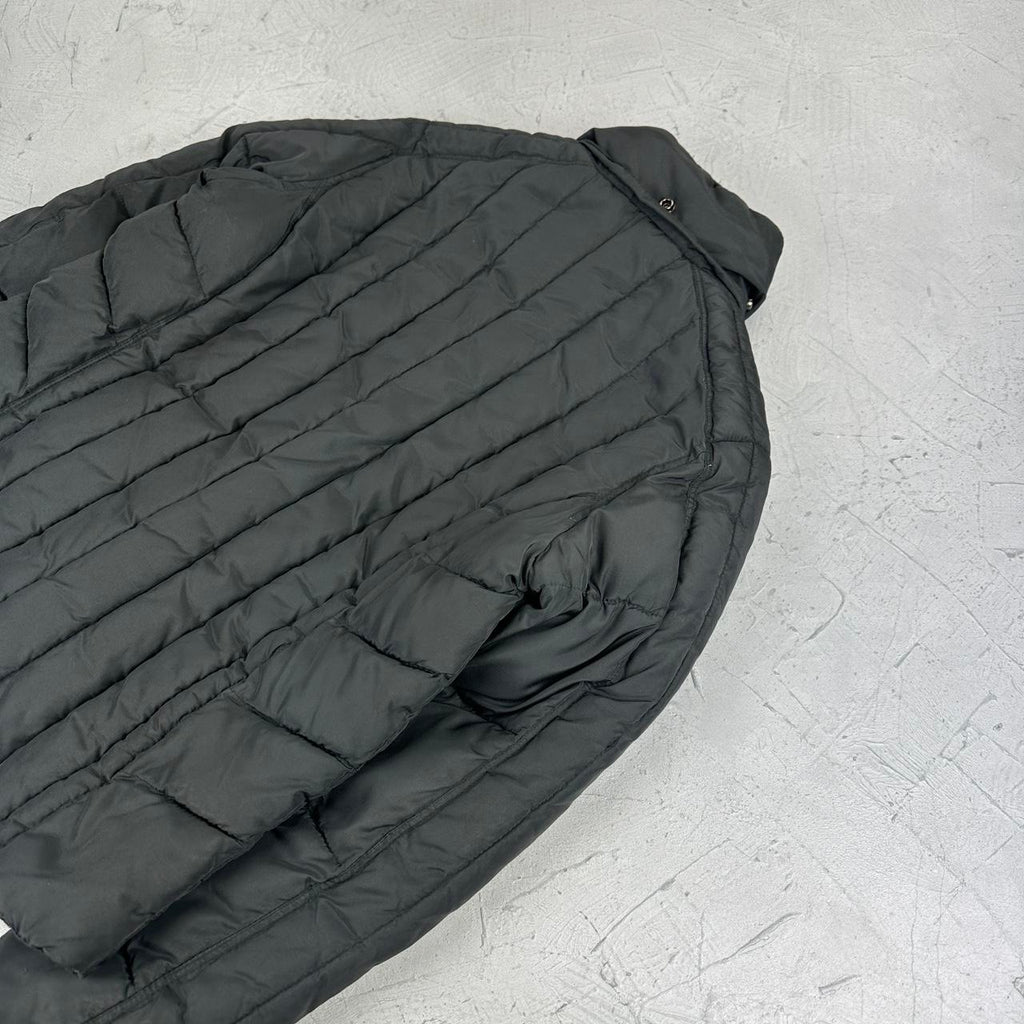 Levi’s Black Y2K Puffer Jacket - Medium