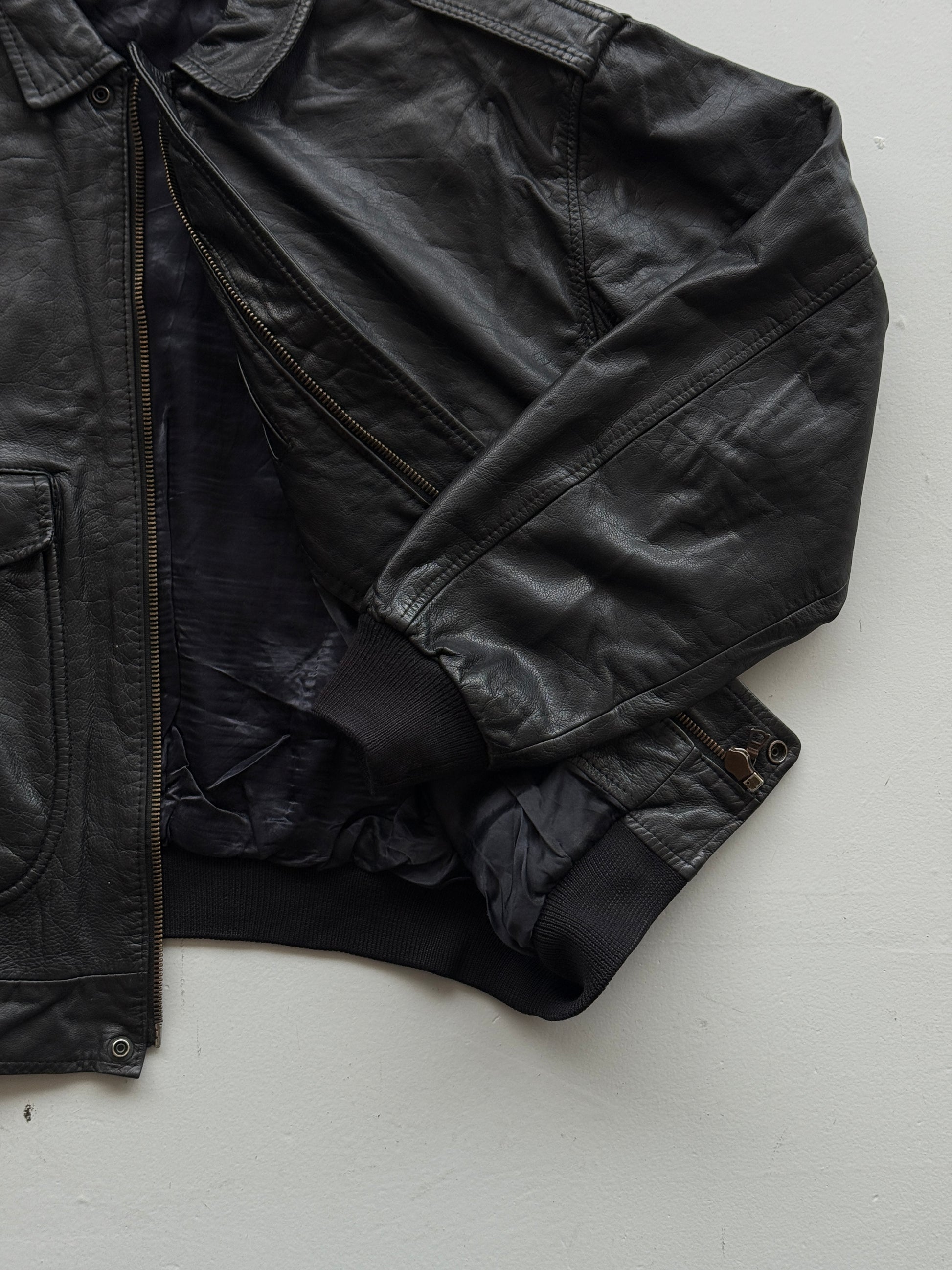 Black A2 Leather Vintage Aviation Bomber Jacket 002 - Large