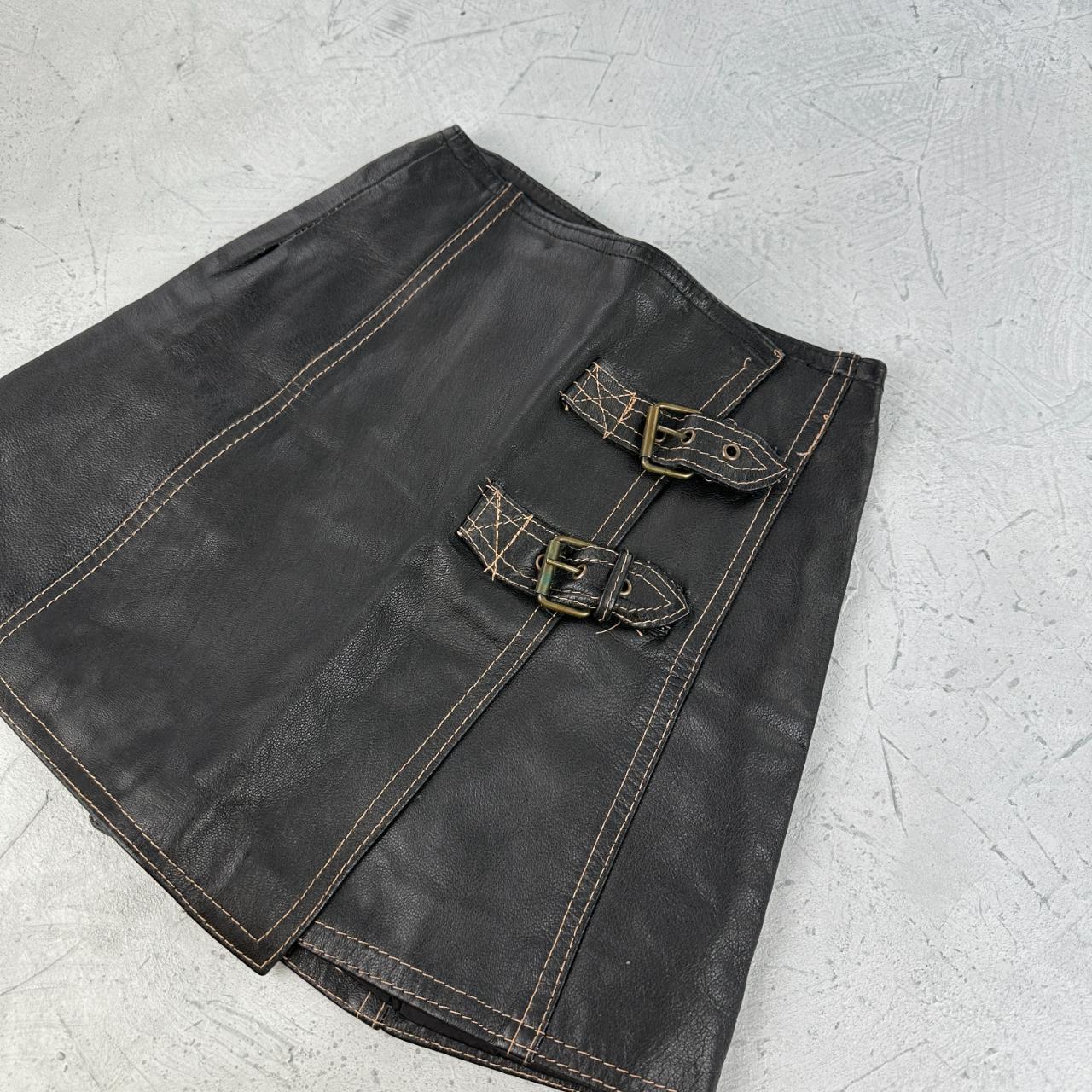 Womens Y2K Pleather Mini Skirt - 22” x 15” XXS Size 4