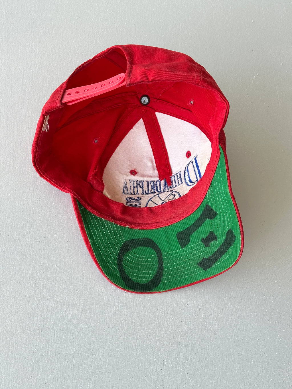 Red Philadelphia 76ers 90's Vintage SnapBack Trucker Cap