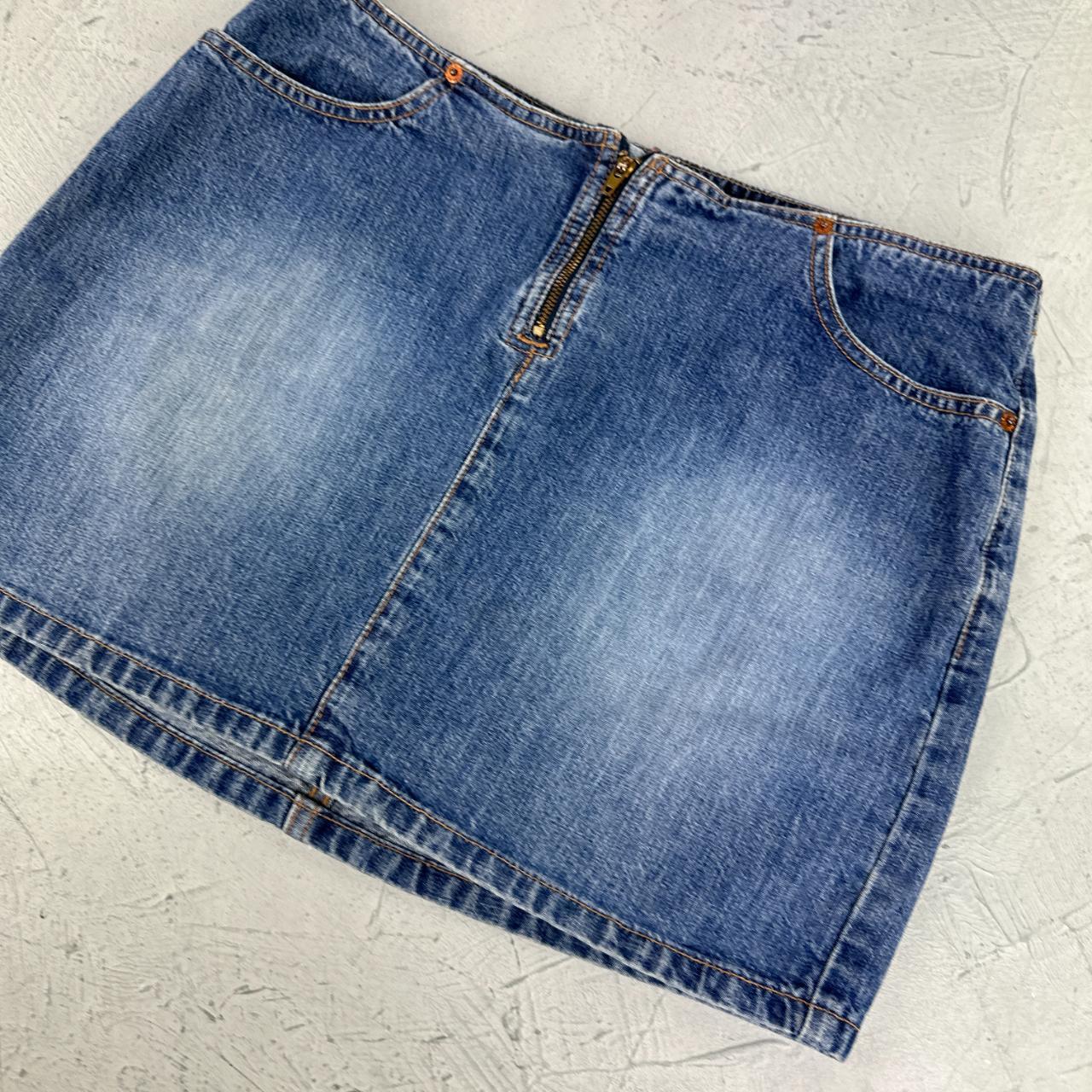 Guess Denim Vintage Mini Skirt - W31 L14 Medium