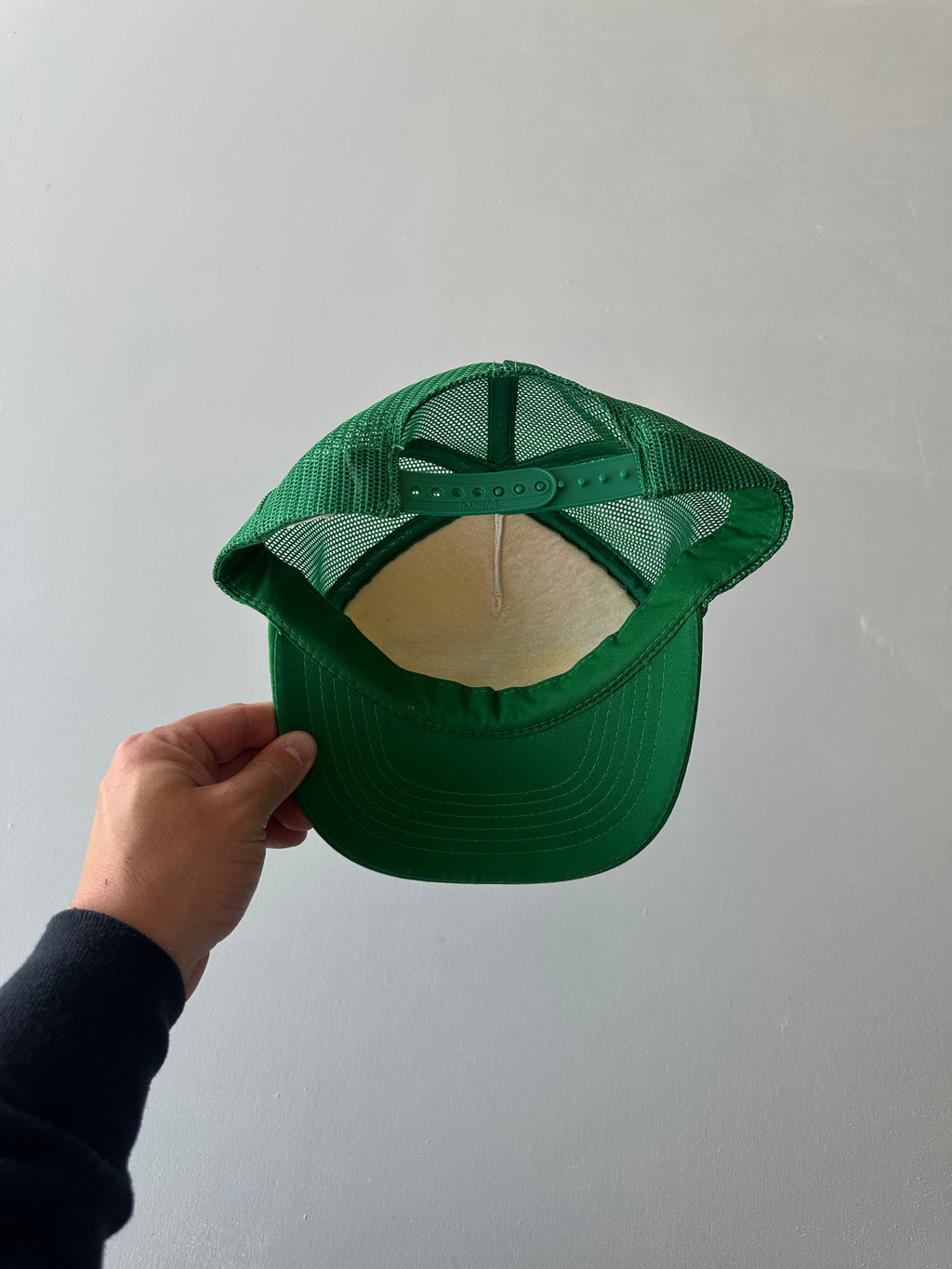 Green / White O'Malley's Vintage Foam & Mesh Snapack Trucker Cap