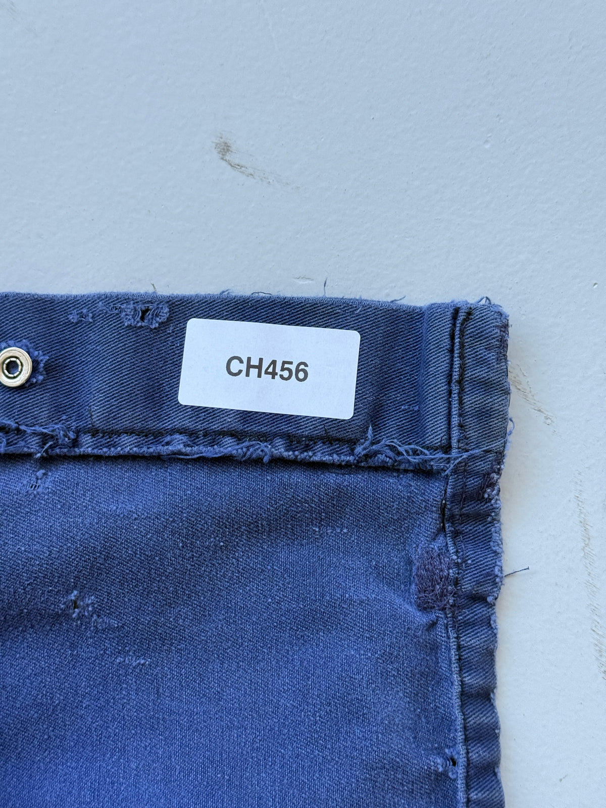 Thrashed Blue French 1970s Vintage Workwear Chore Jacket CH456 - Small