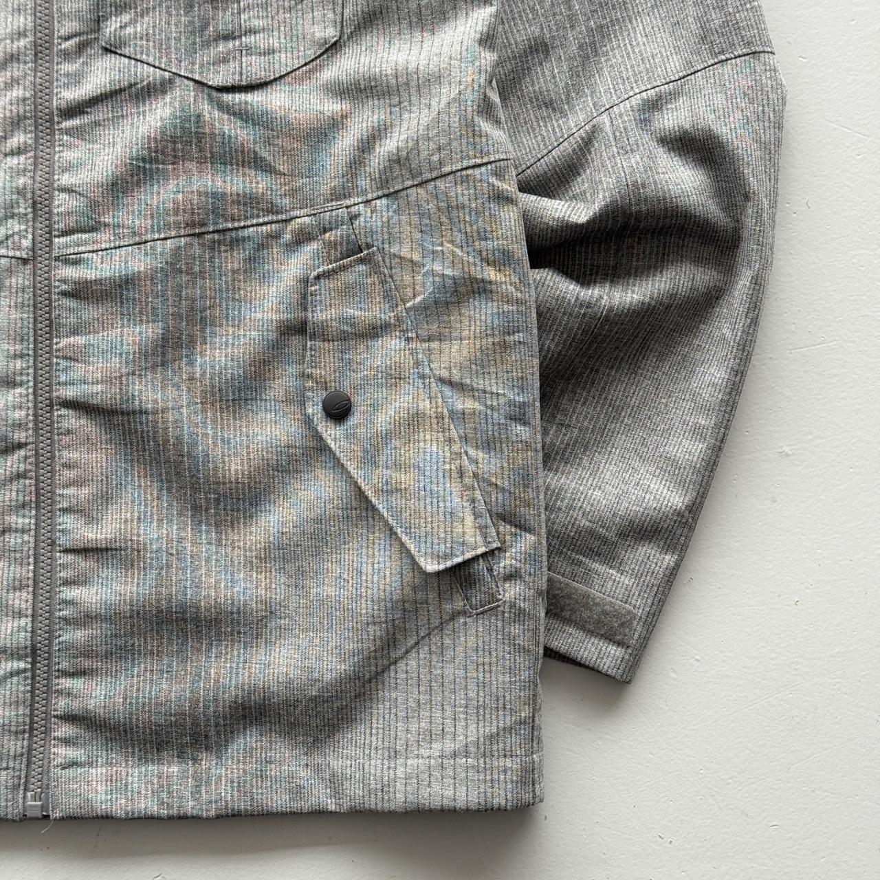 Grey Oakley 00’s Vintage Waterproof Jacket - Small